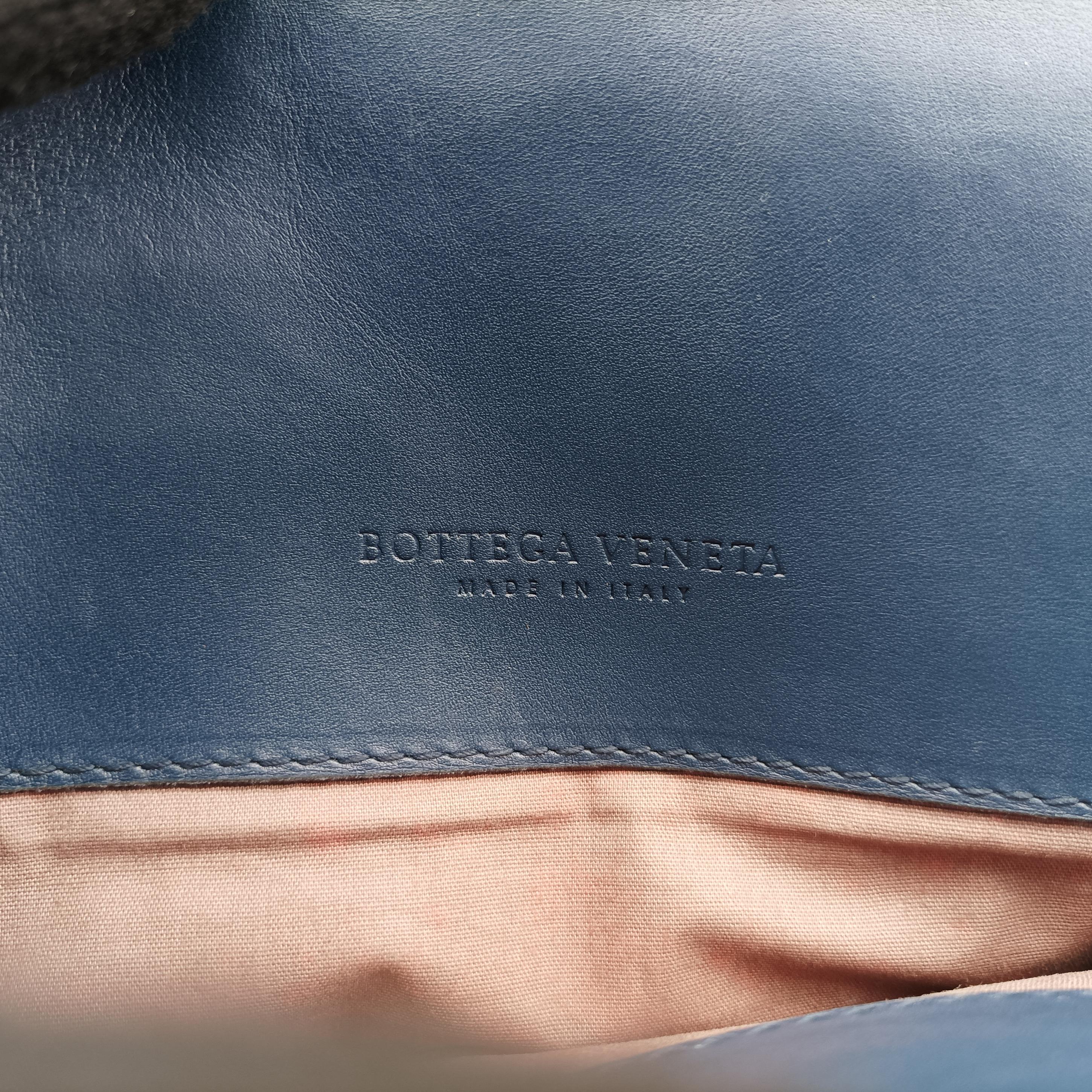 Pre-owned Bottega Veneta Intrecciato Blue lambskin  handbag | stylenewstar