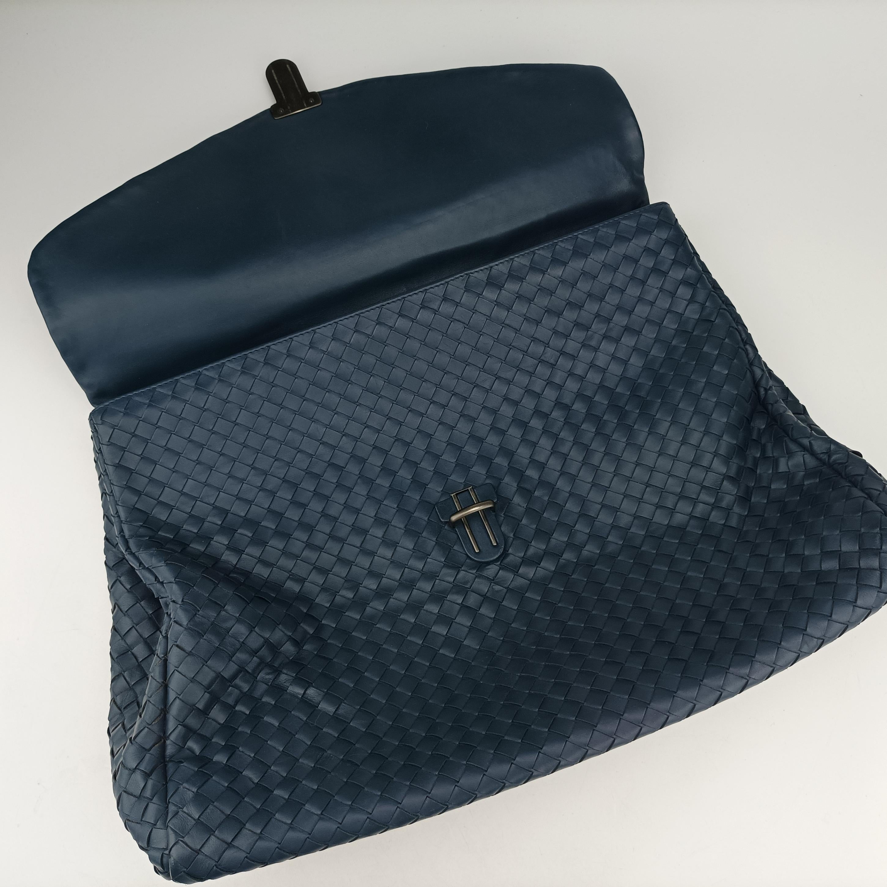 Pre-owned Bottega Veneta Intrecciato Blue lambskin  handbag | stylenewstar