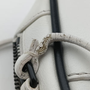 Pre-owned Yves Saint Laurent Monogram Blogger White×Black Leather 425317 shoulderbag | stylenewstar