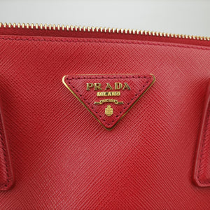 Vintage Prada Galleria Red SAFFIANO Leather BN1801 shoulderbag | stylenewstar