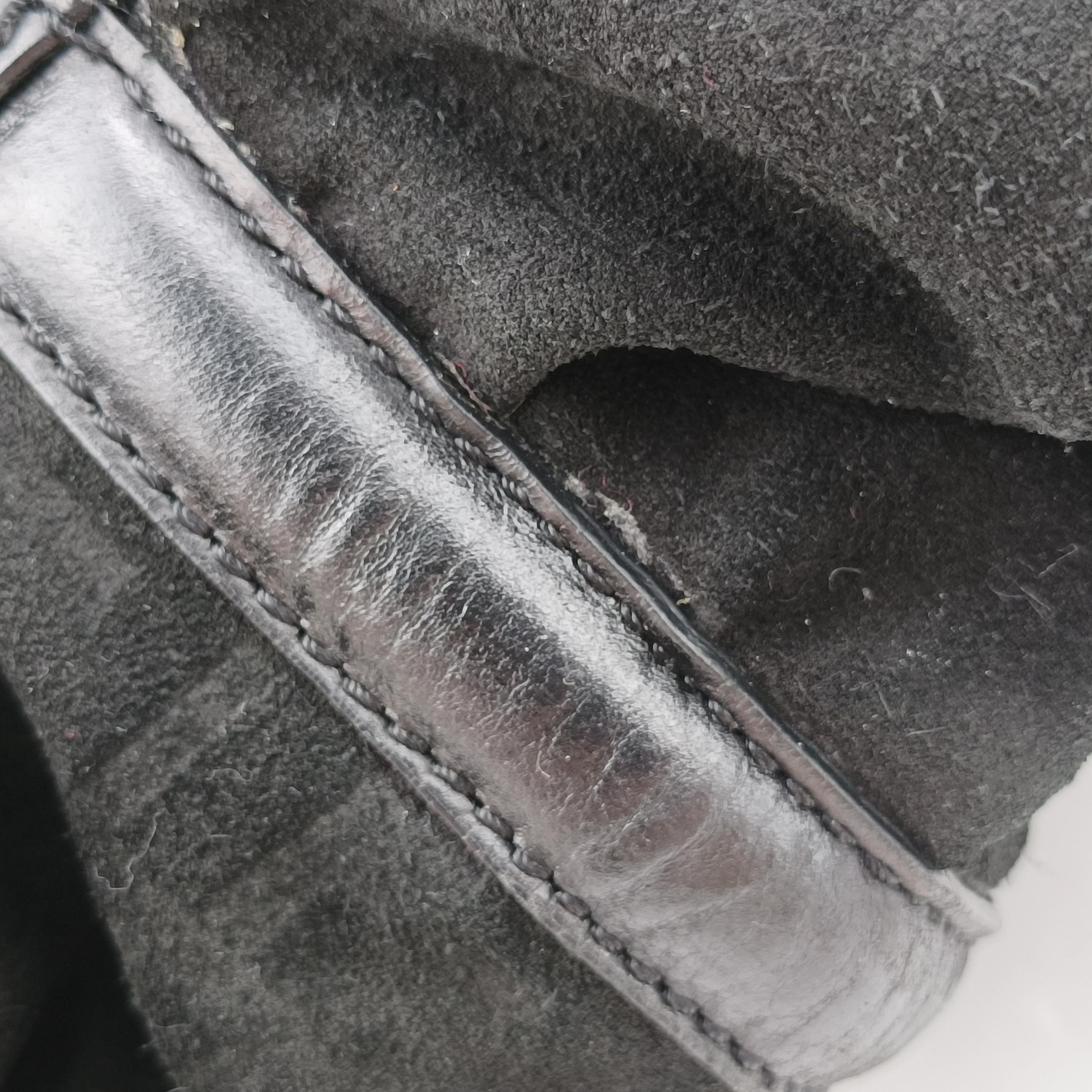 Pre-owned Fendi Zucca Print Black Suede 8BH186 handbag | stylenewstar