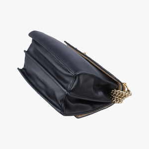 Pre-owned Fendi KAN I Black Leather 8M0381 shoulderbag | stylenewstar