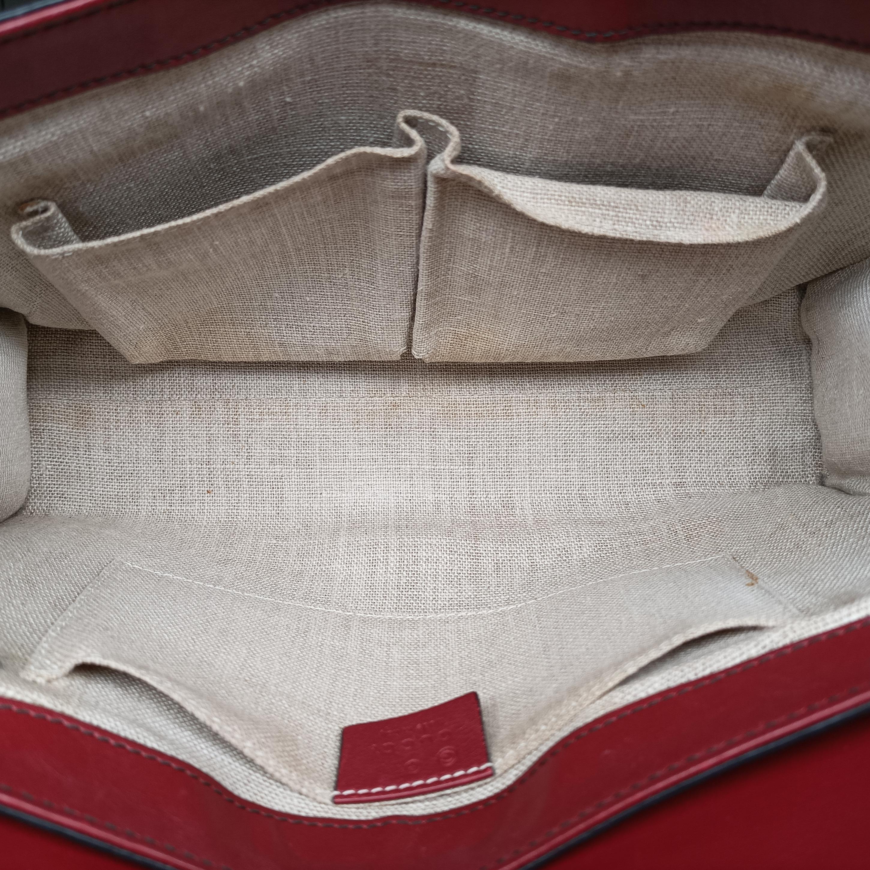 Secondhand Gucci Emily Red Leather 449635 shoulderbag | stylenewstar