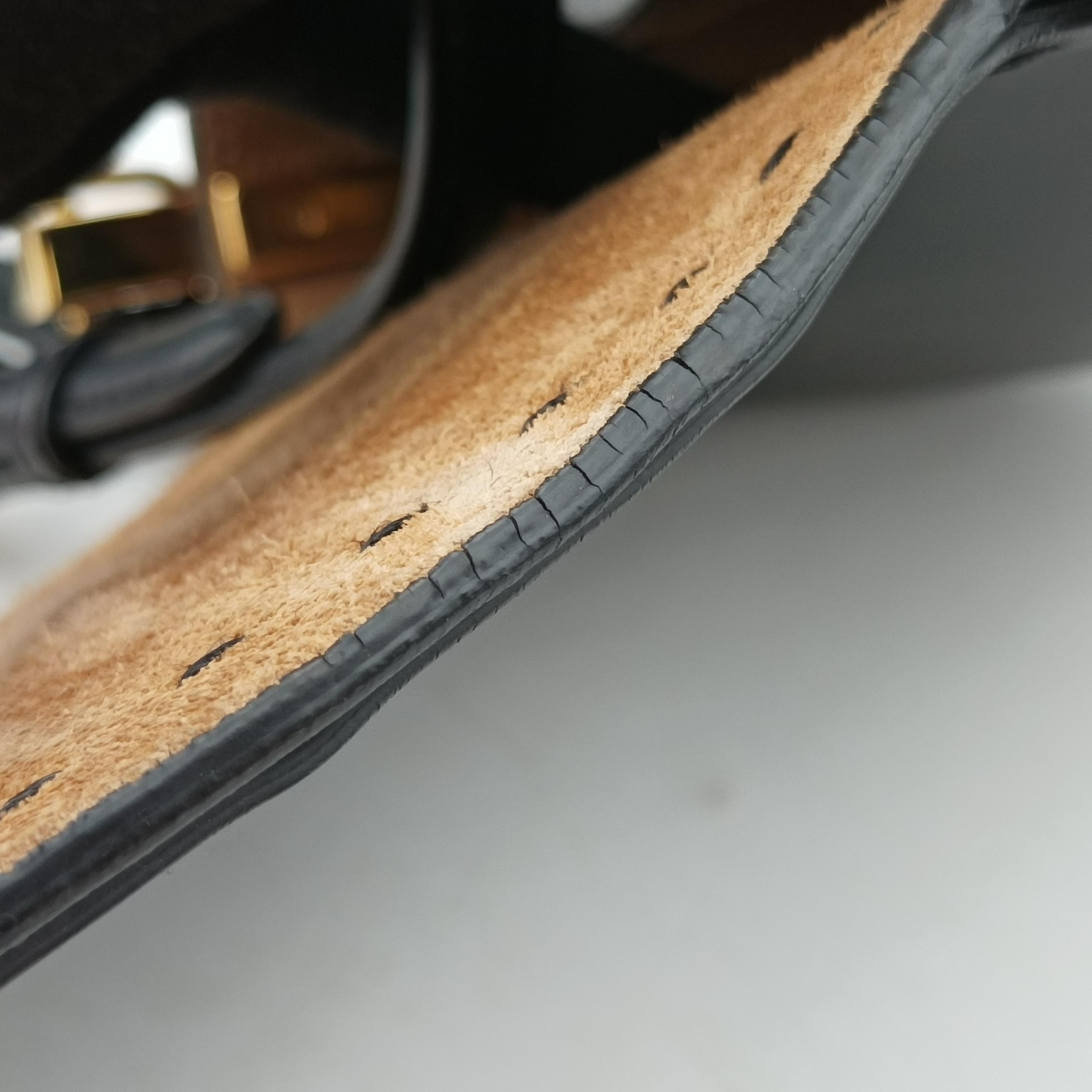 Vintage Fendi Moonlight Black Leather 8BT346 shoulderbag | stylenewstar