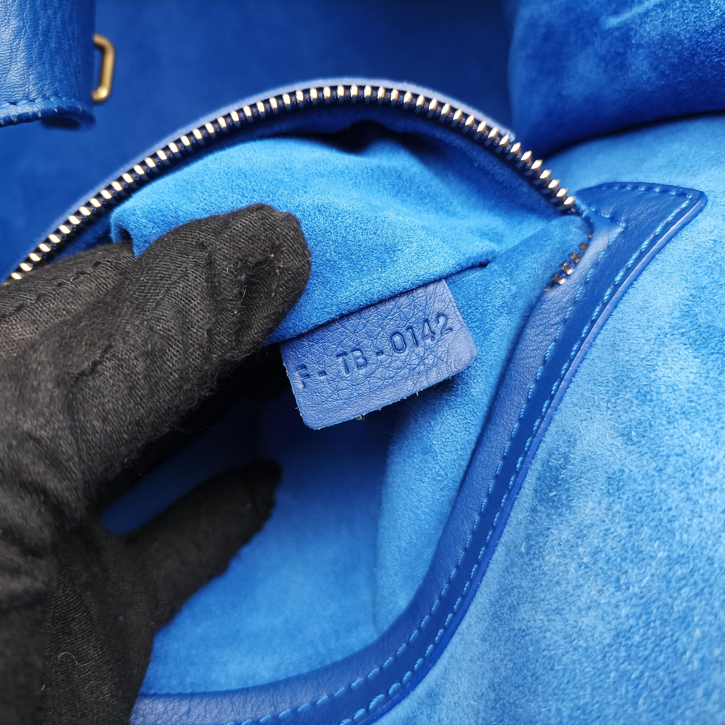 Pre-owned Celine Luggage Square Phantom Blue Leather  handbag | stylenewstar