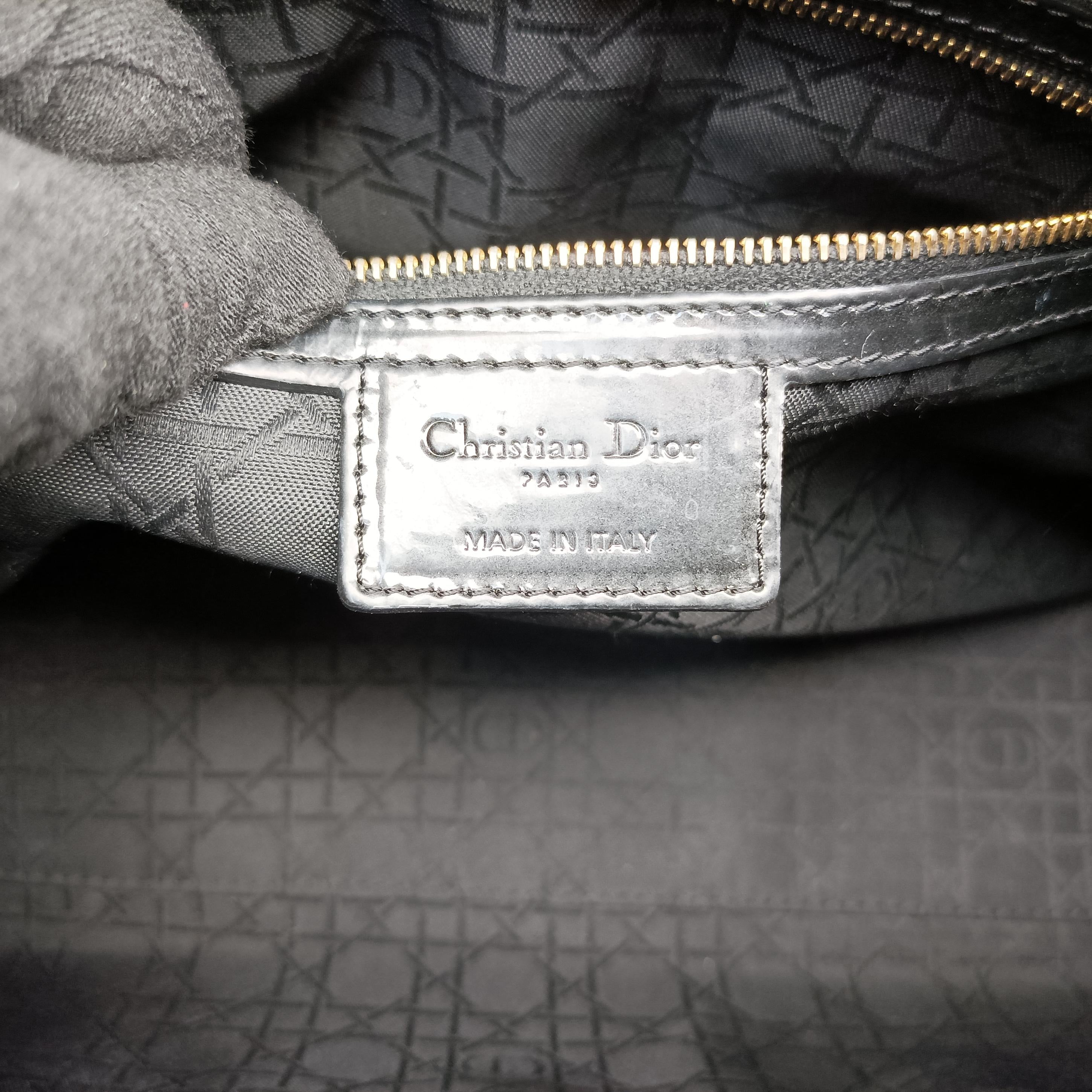 Pre-owned Christian Dior Lady Dior Black Patent  shoulderbag | stylenewstar