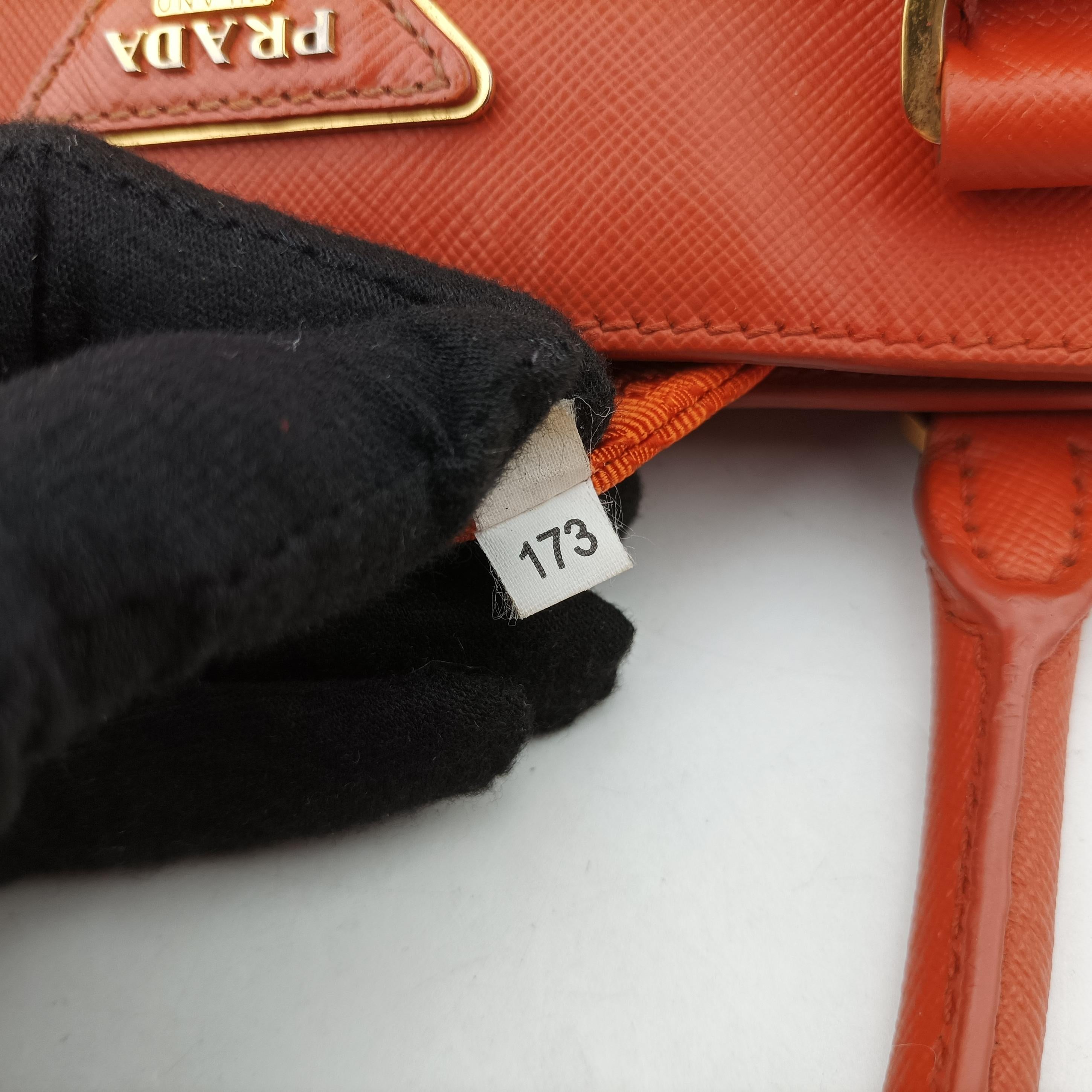 Pre-owned Prada Galleria Orange SAFFIANO Leather BN1844 handbag | stylenewstar