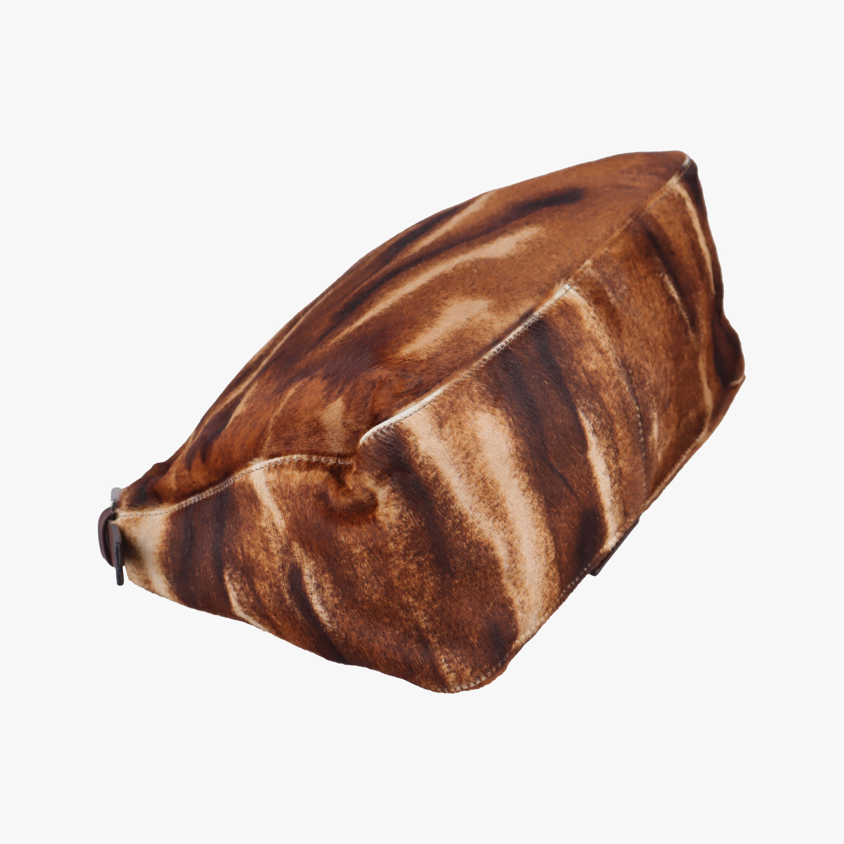 Pre-owned Fendi Mamma Baguette Brown pony hair 26325 shoulderbag | stylenewstar