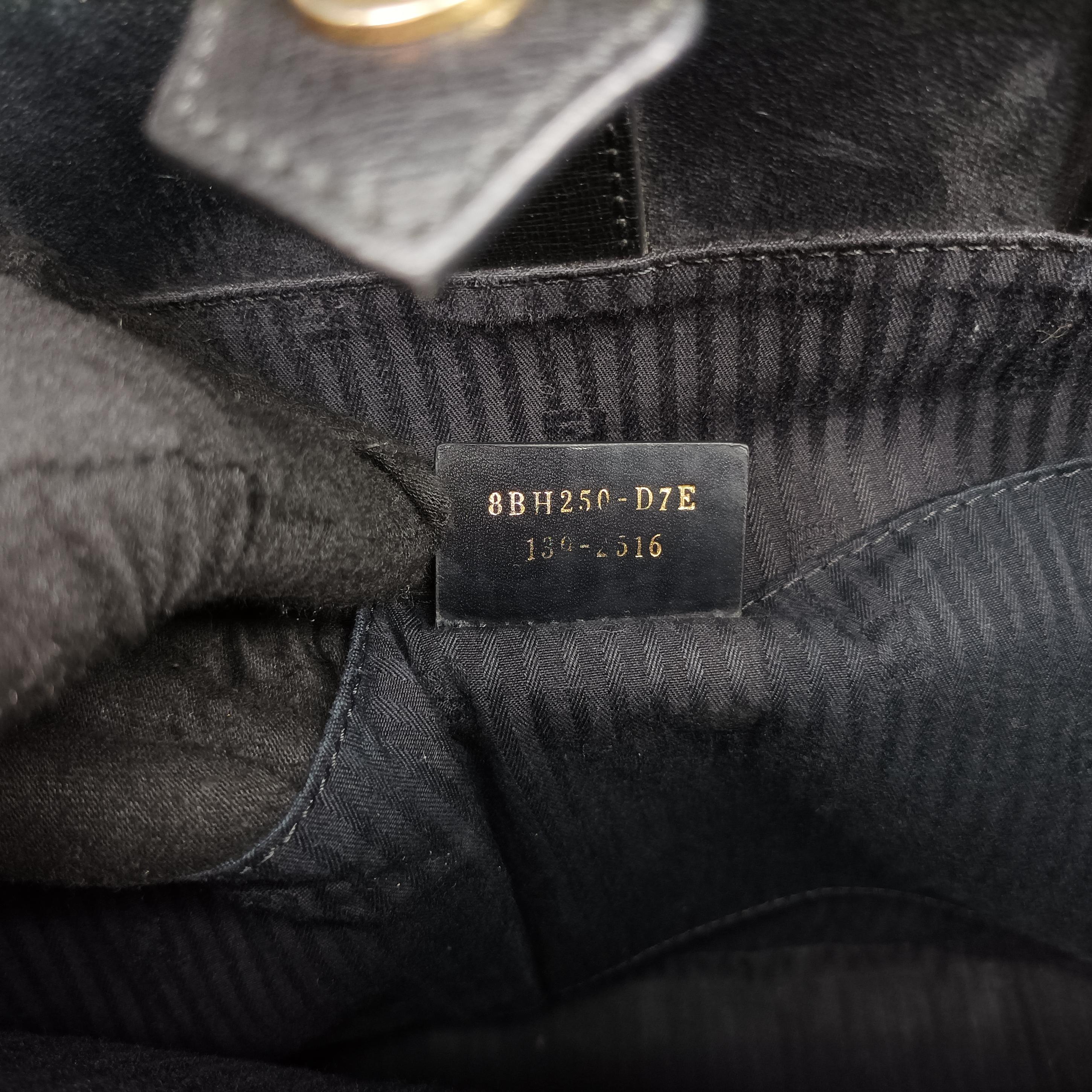 Pre-owned Fendi 2 JOURS Black Leather 8BH250 shoulderbag | stylenewstar