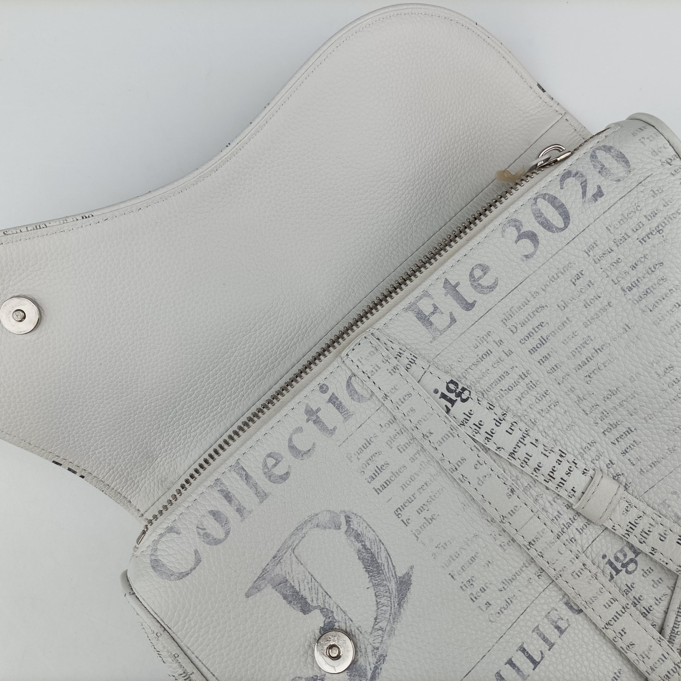 Secondhand Christian Dior Saddle White Leather  shoulderbag | stylenewstar