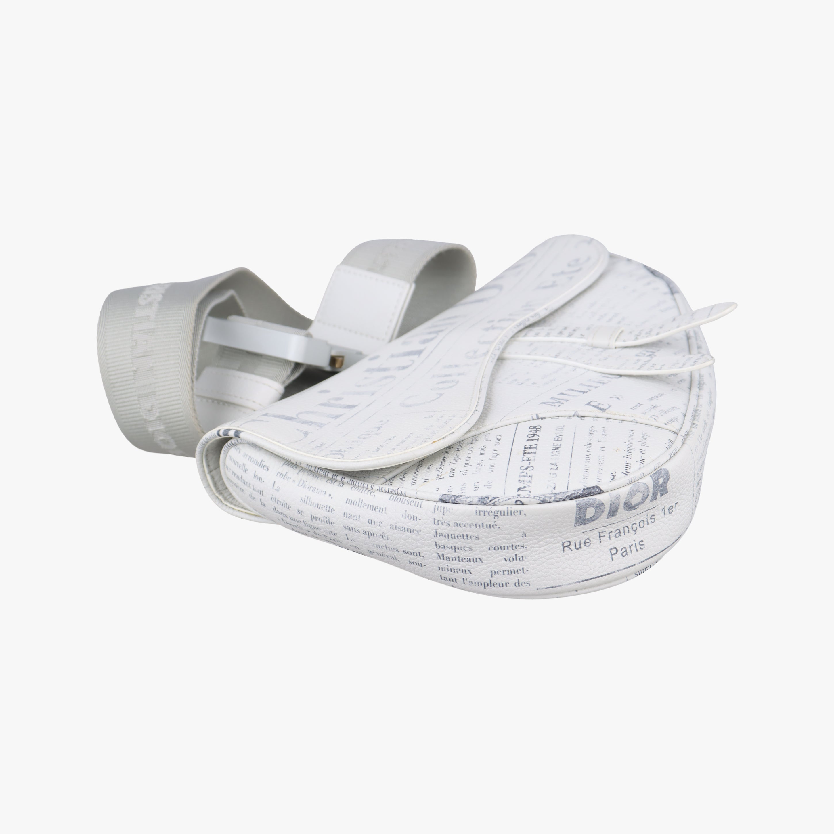 Secondhand Christian Dior Saddle White Leather  shoulderbag | stylenewstar