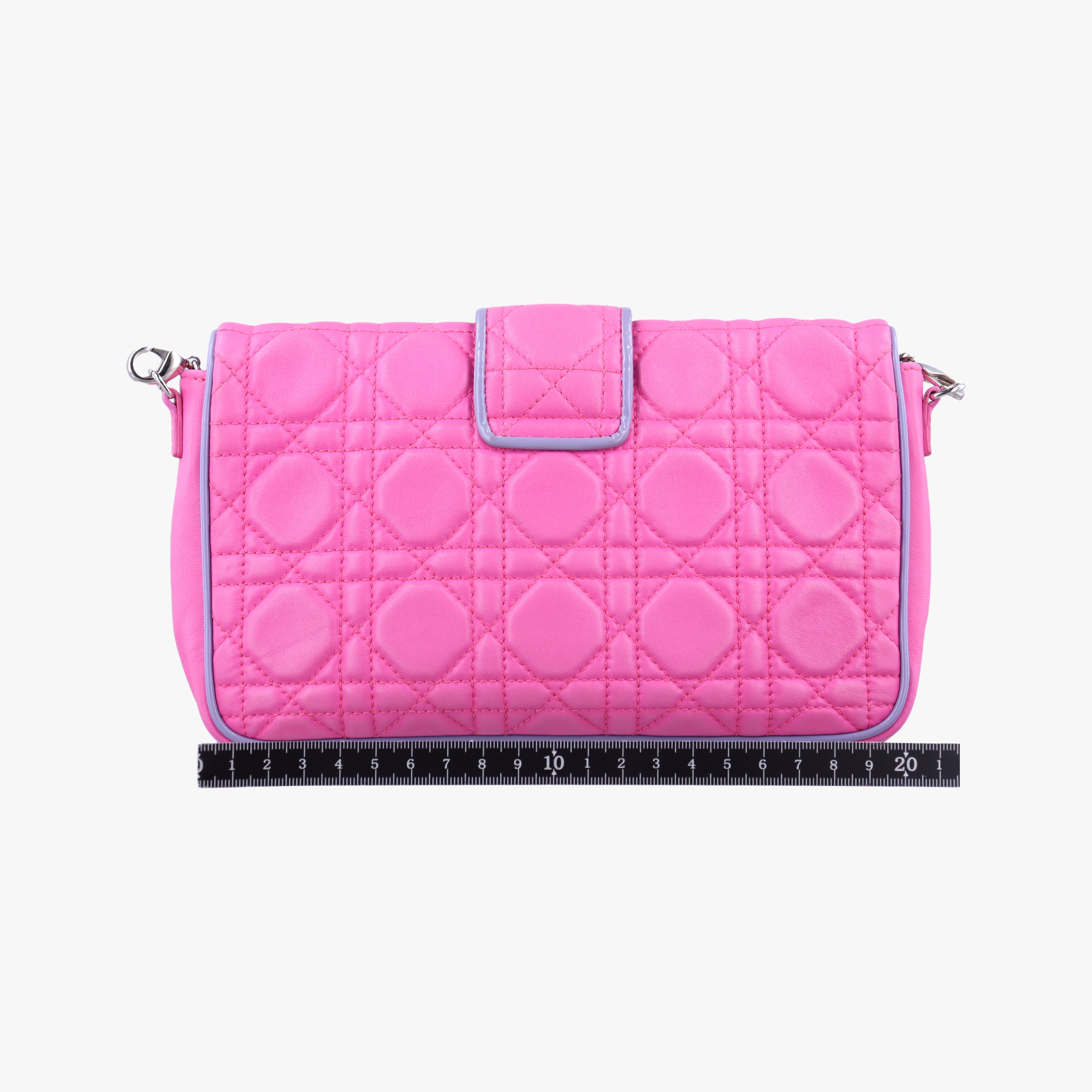 Secondhand Christian Dior Miss Dior Cannage New Lock Pink lambskin  shoulderbag | stylenewstar