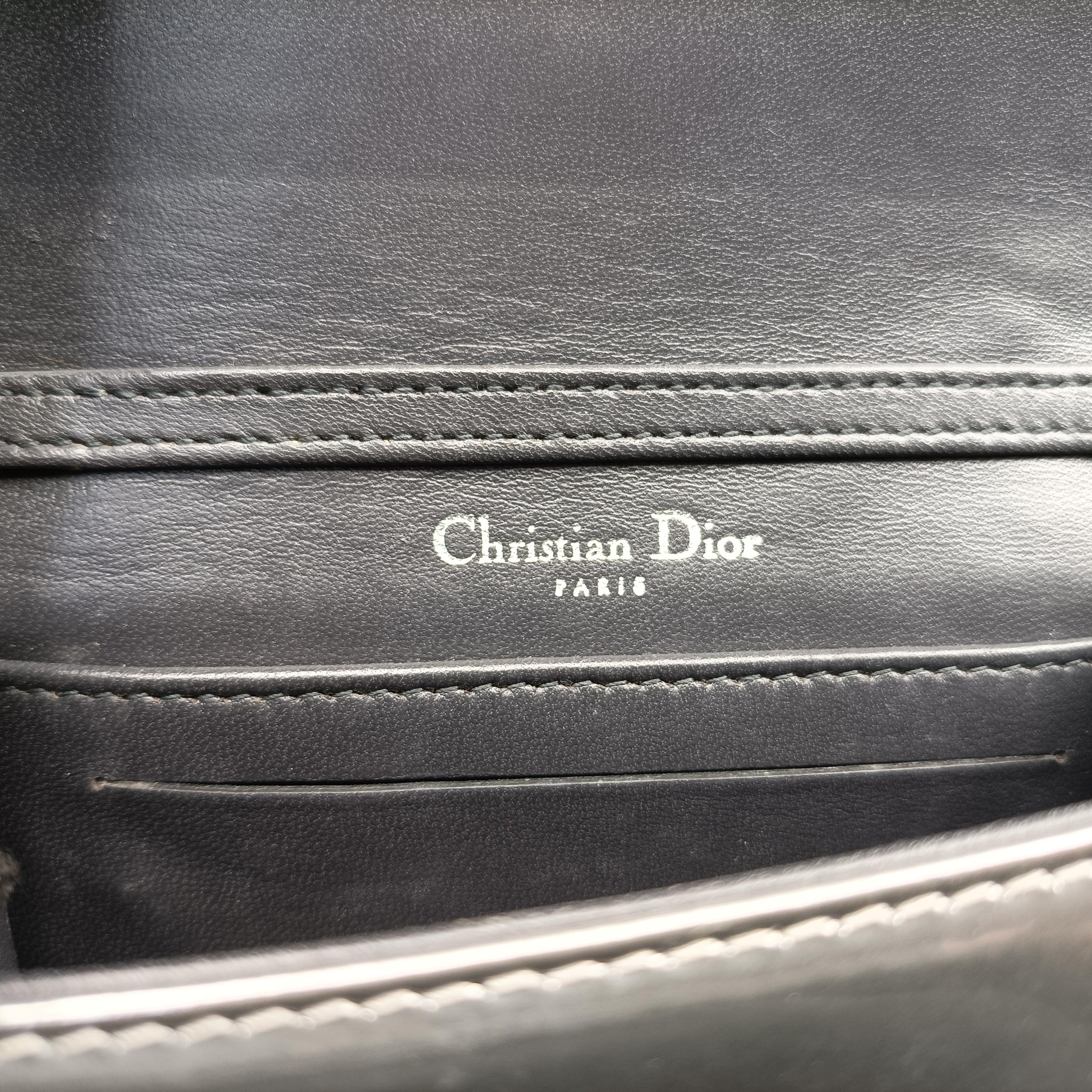 Secondhand Christian Dior Diorama Silver leather  shoulderbag | stylenewstar