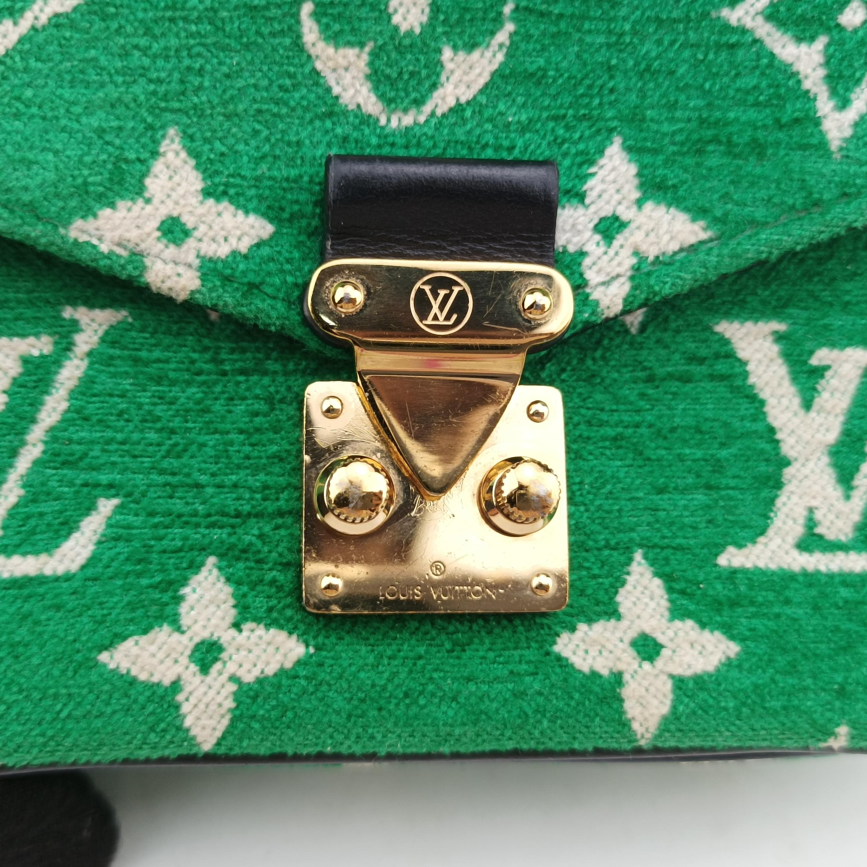Vintage Louis Vuitton Monogram Micro Metis Green x Black x White Velvet M81494 shoulderbag | stylenewstar