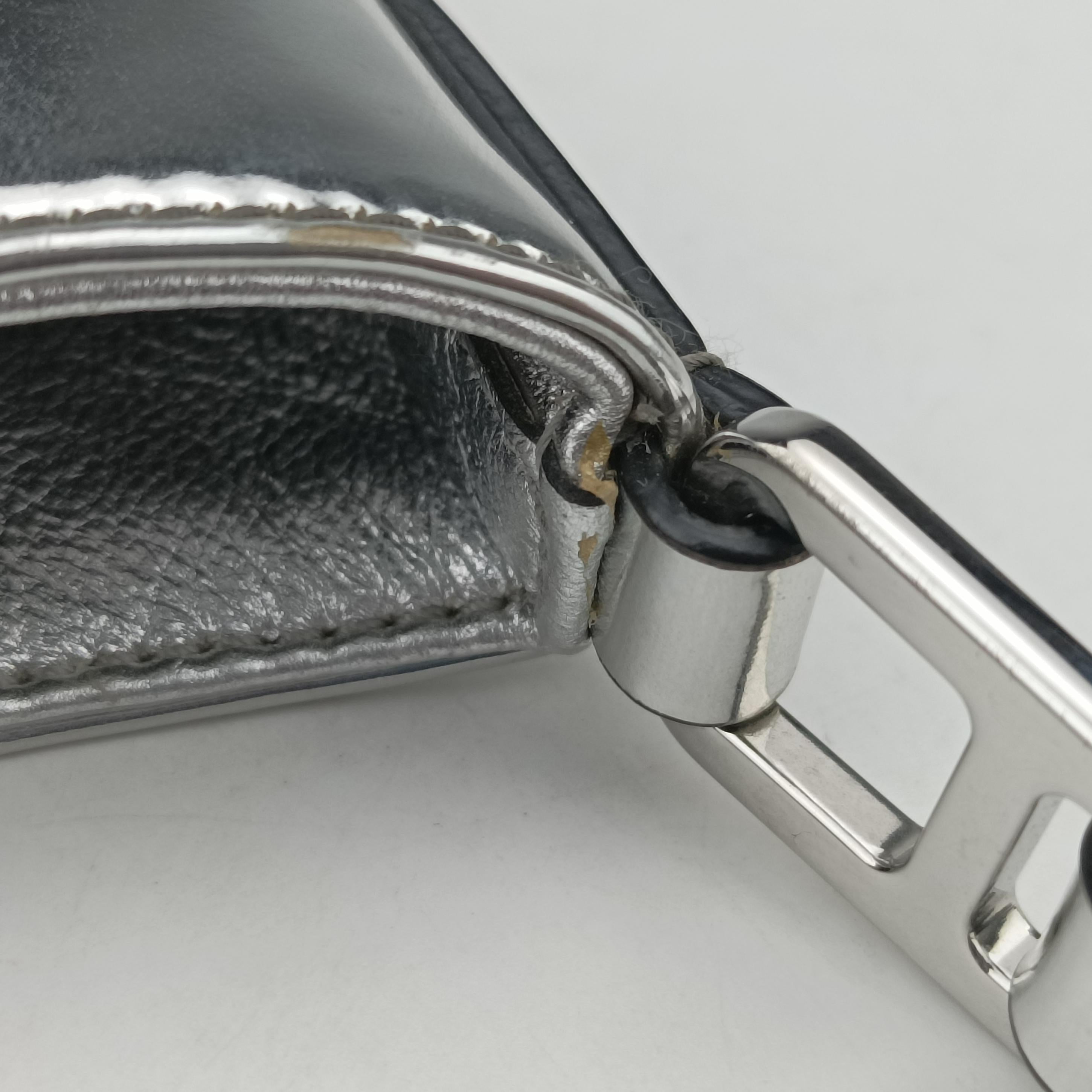 Pre-owned Prada Cleo Silver Enamel 1BC499 shoulderbag | stylenewstar