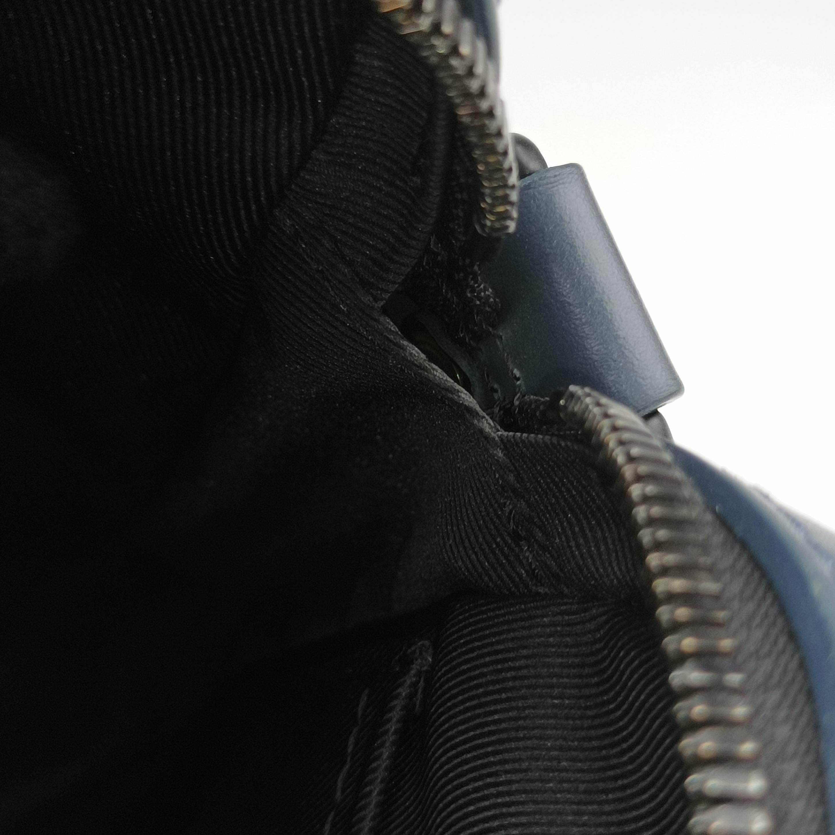 Pre-owned Louis Vuitton Duo Messenger Navy×Blue Monogram Shadow Leather M45730 shoulderbag | stylenewstar