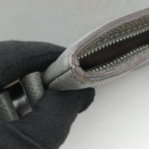 Secondhand Louis Vuitton SASHA Grey TAIGA M32630 shoulderbag | stylenewstar