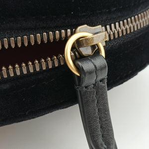 Vintage Gucci GG Marmont Black velour 476434 bum bag/waist bag | stylenewstar