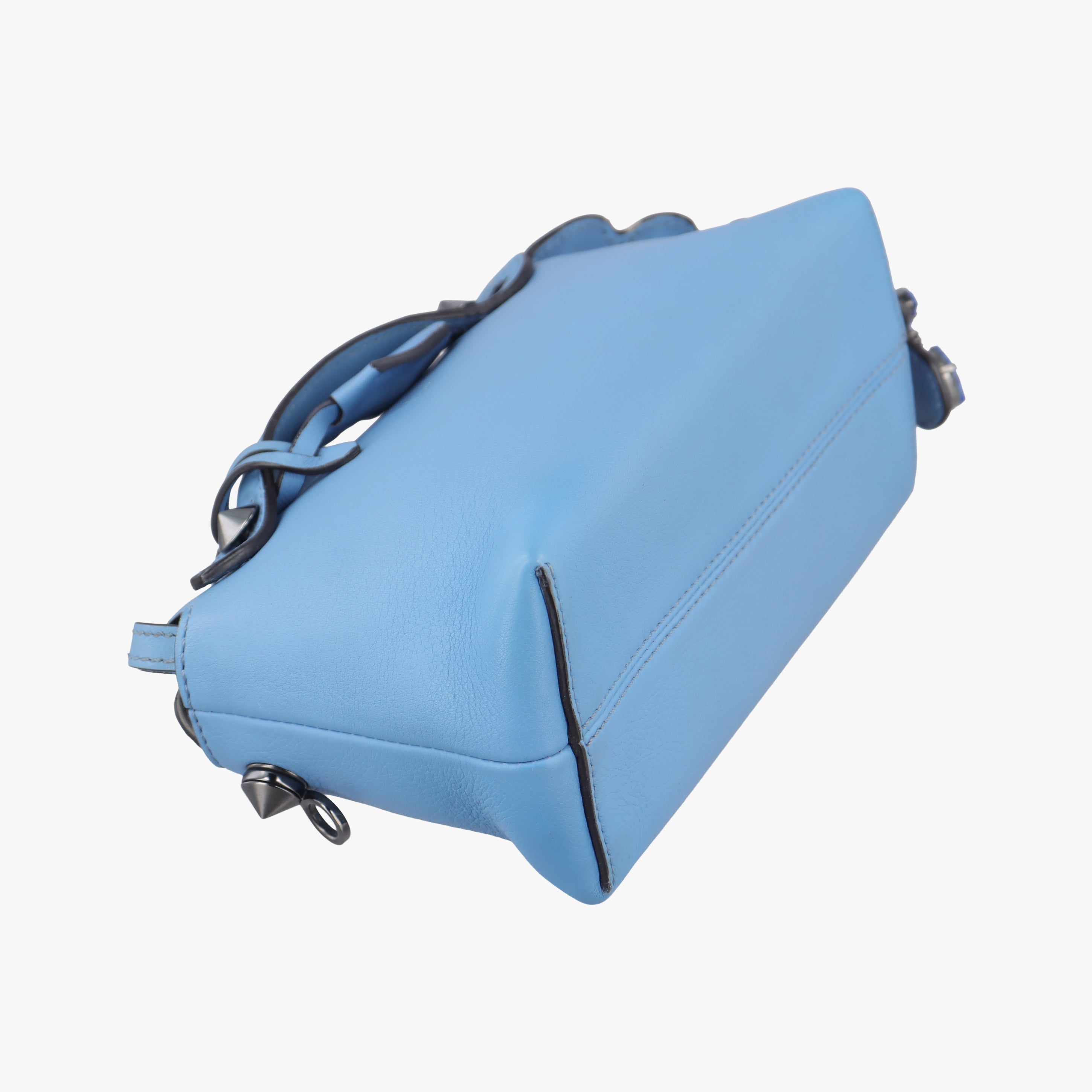 Pre-owned Fendi By the Way Blue Leather 8BL133 shoulderbag | stylenewstar