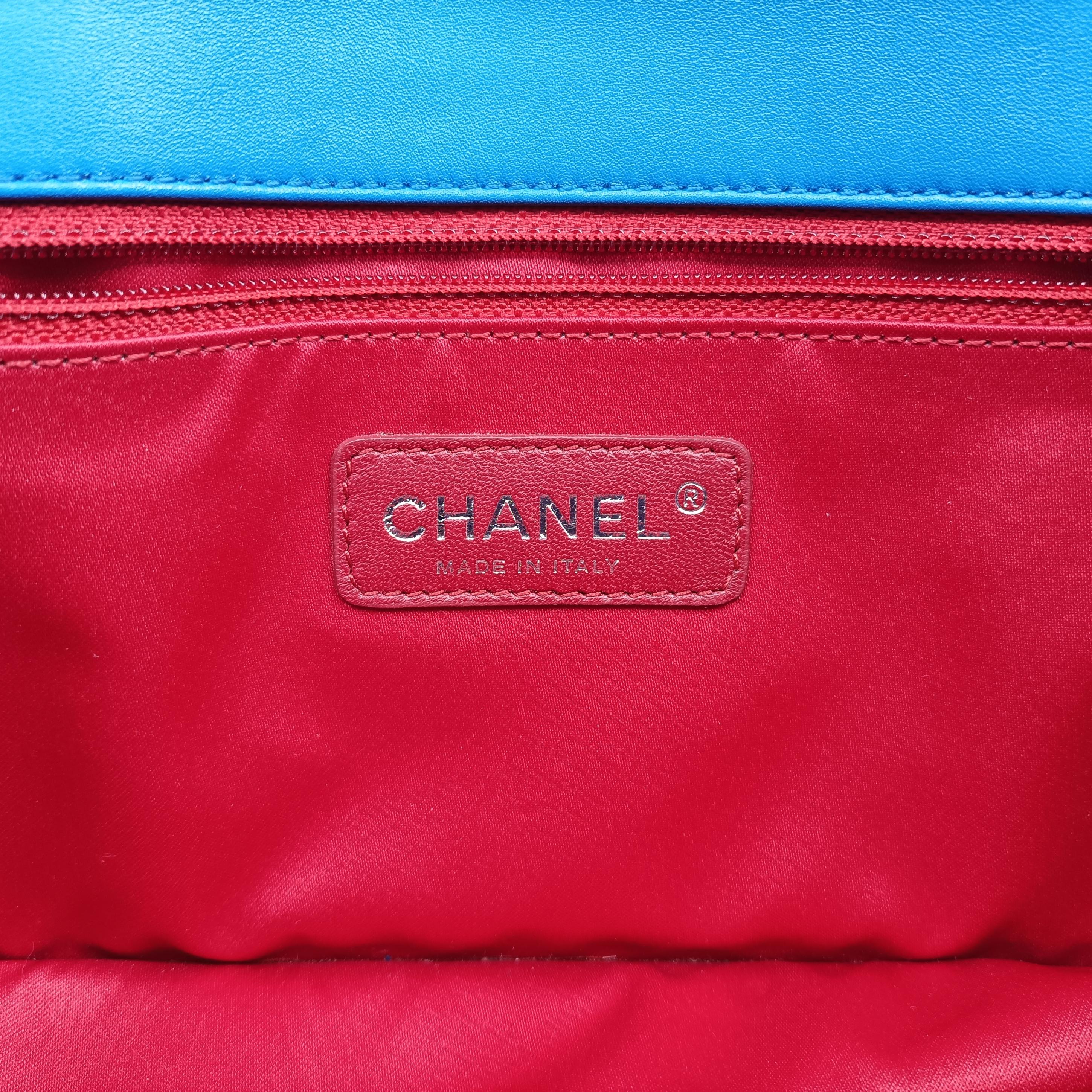 Pre-owned Chanel Lipstick Blue Enamel A66936 shoulderbag | stylenewstar