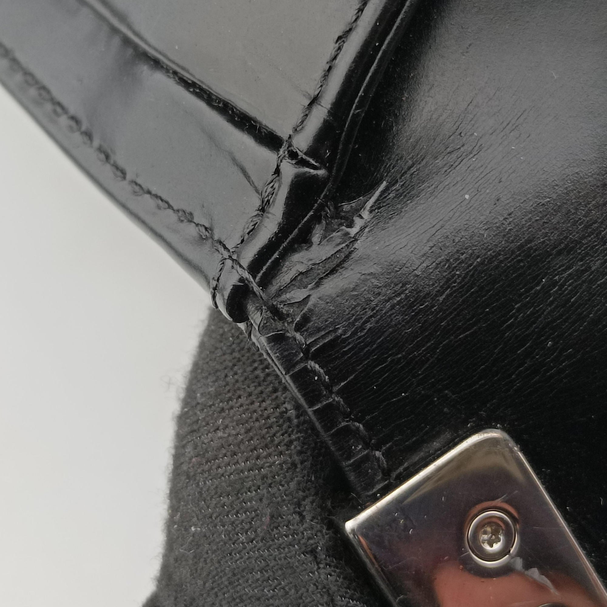 Vintage Chanel BOY CHANEL Black Patent A67021 shoulderbag | stylenewstar