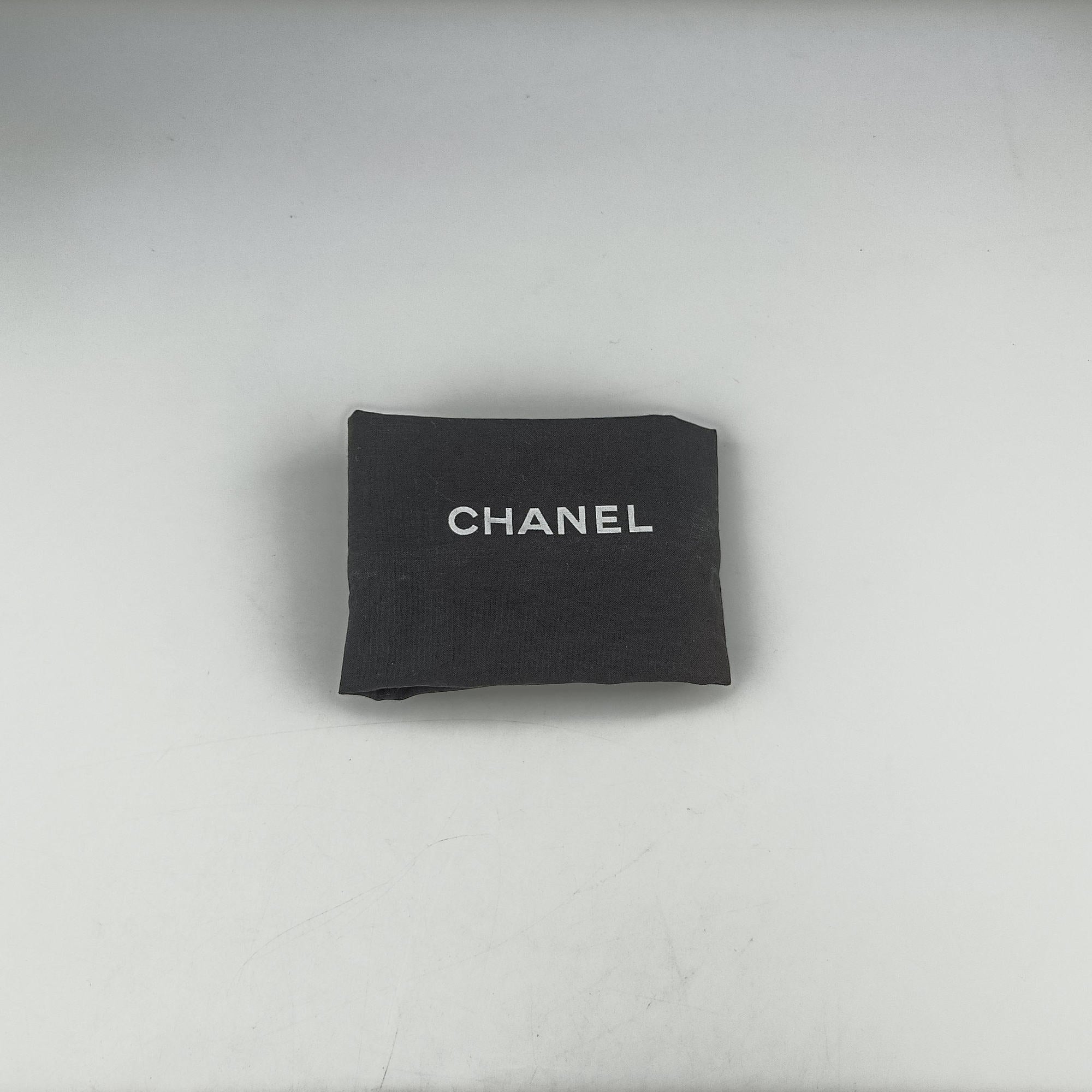 Vintage Chanel BOY CHANEL Black Patent A67021 shoulderbag | stylenewstar