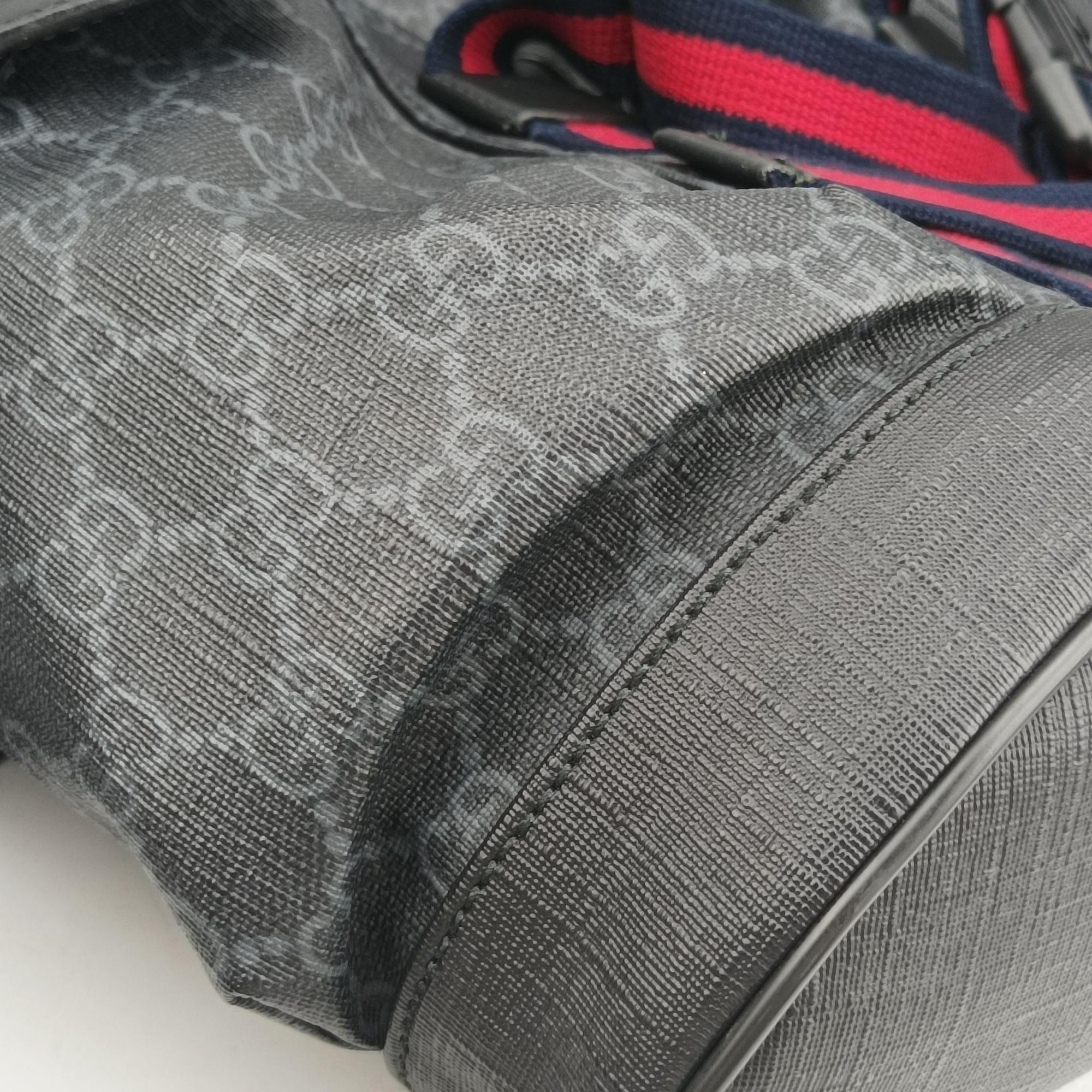 Pre-owned Gucci GG Supreme Black x Gray x Navy x Red PVC coated canvas×Leather 495563 backpack/rucksack | stylenewstar