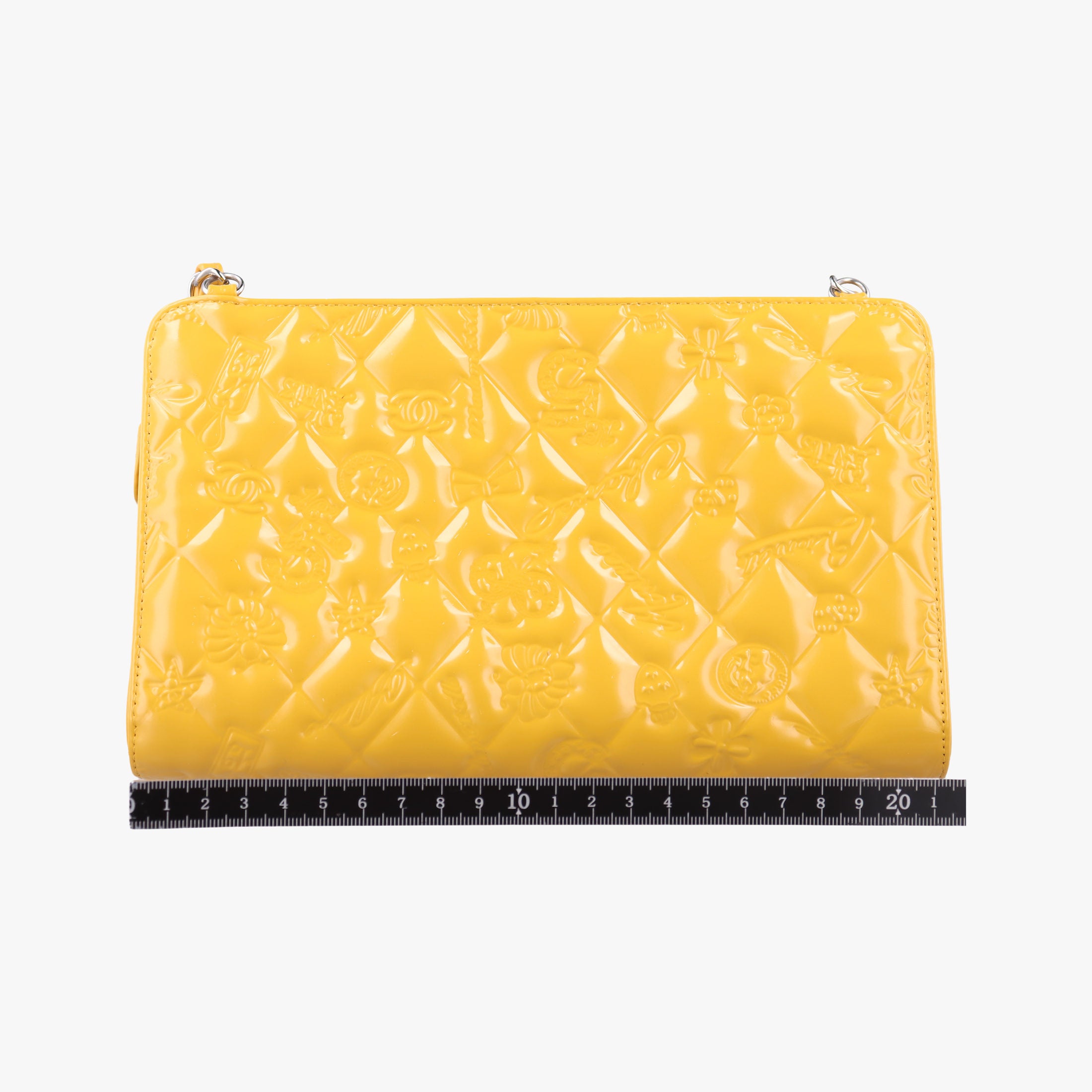 Pre-owned Chanel Symbol charm icon Yellow Patent A37156 shoulderbag | stylenewstar