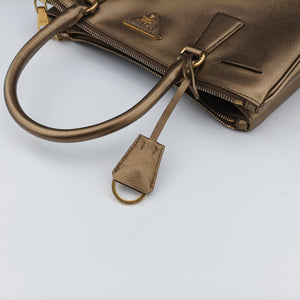 Pre-owned Prada Galleria Golden SAFFIANO Leather BN2274 shoulderbag | stylenewstar