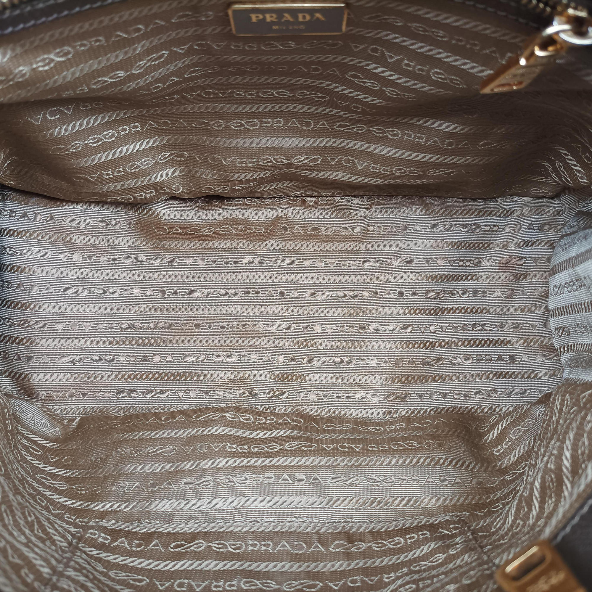 Pre-owned Prada Galleria Golden SAFFIANO Leather BN2274 shoulderbag | stylenewstar