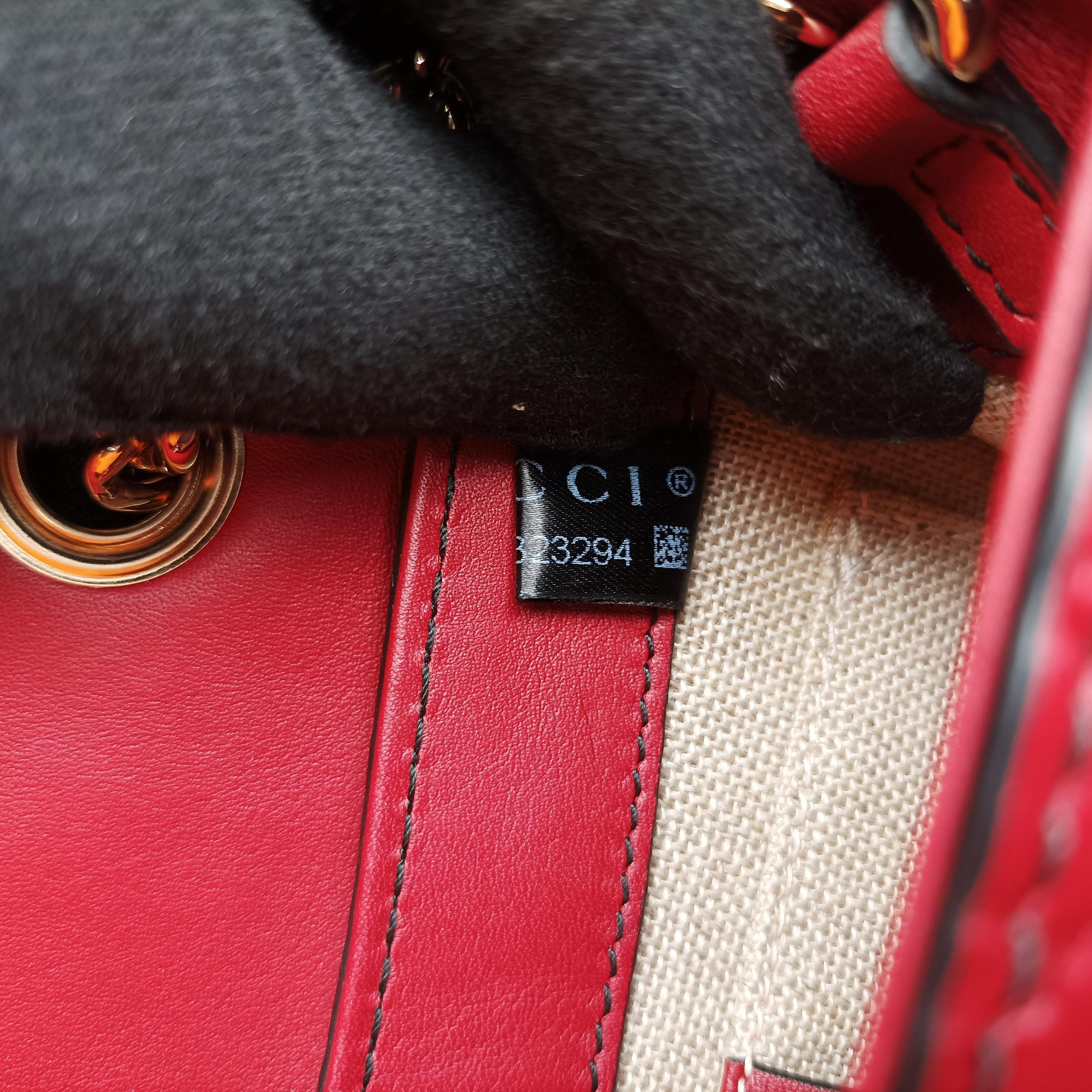 Secondhand Gucci Emily Red Leather 449636 shoulderbag | stylenewstar