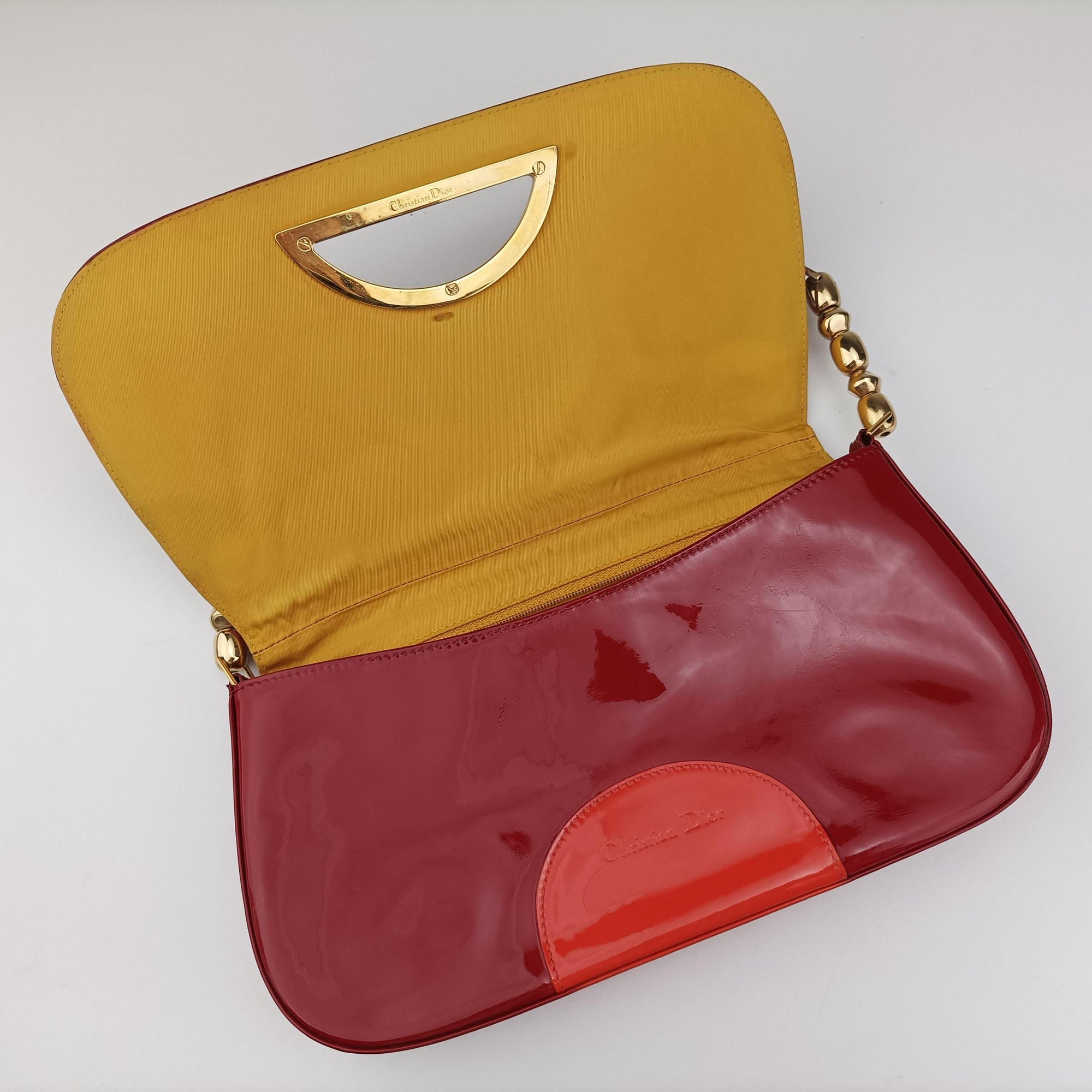 Pre-owned Christian Dior Maris Pearl Red patent  handbag | stylenewstar