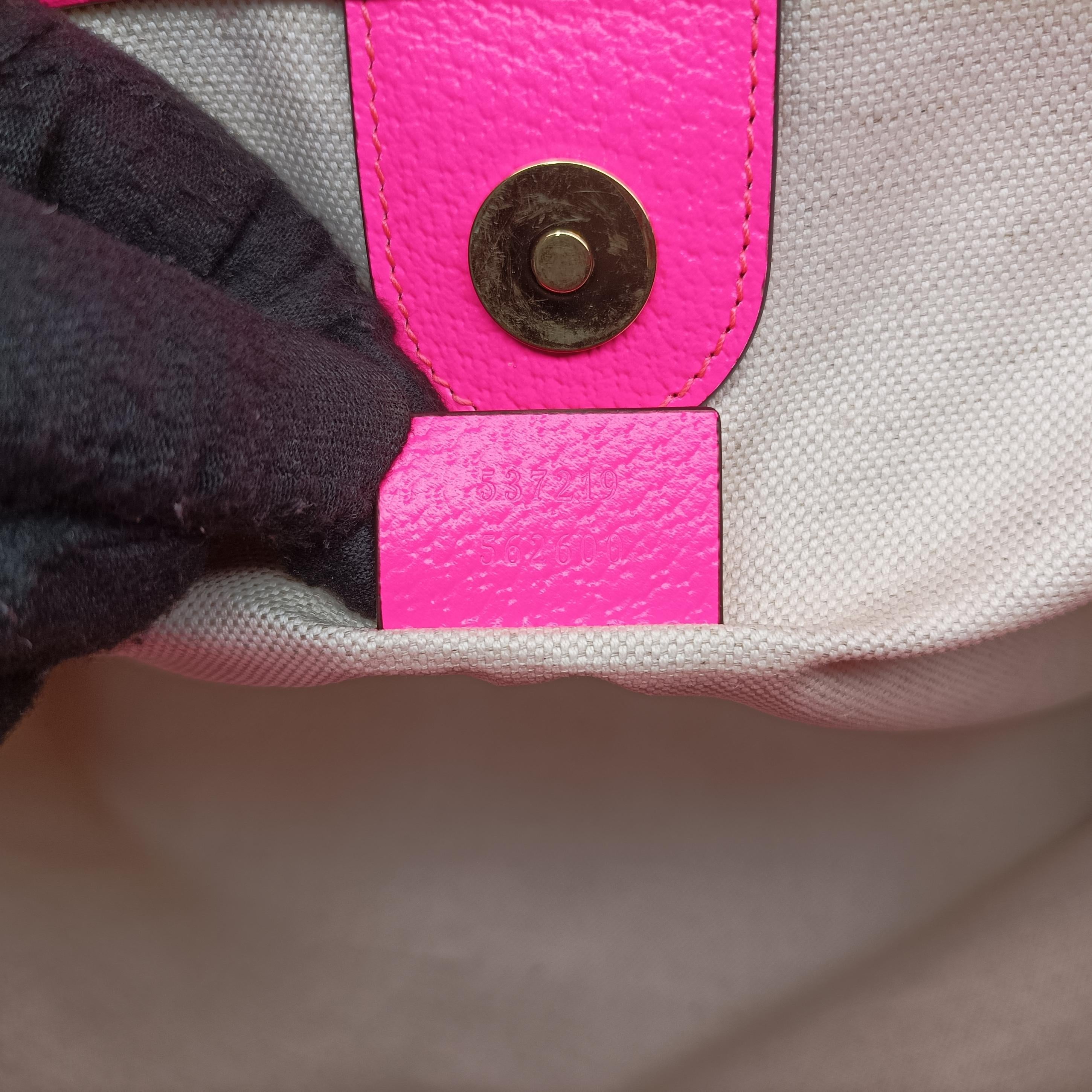 Vintage Gucci Rajah White×Pink×Multicolor canvas×leather 537219 shoulderbag | stylenewstar