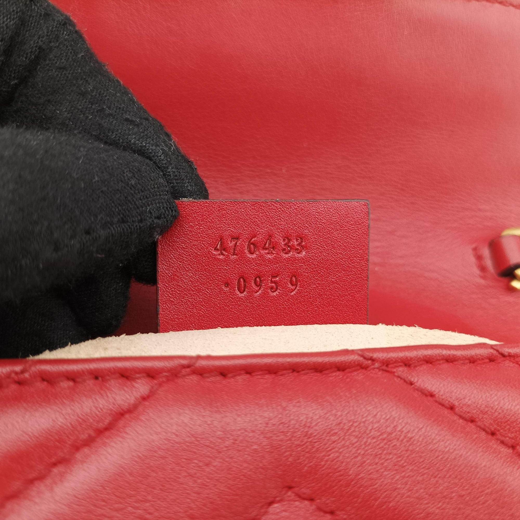 Pre-owned Gucci GG Marmont Red Leather 476433 shoulderbag | stylenewstar
