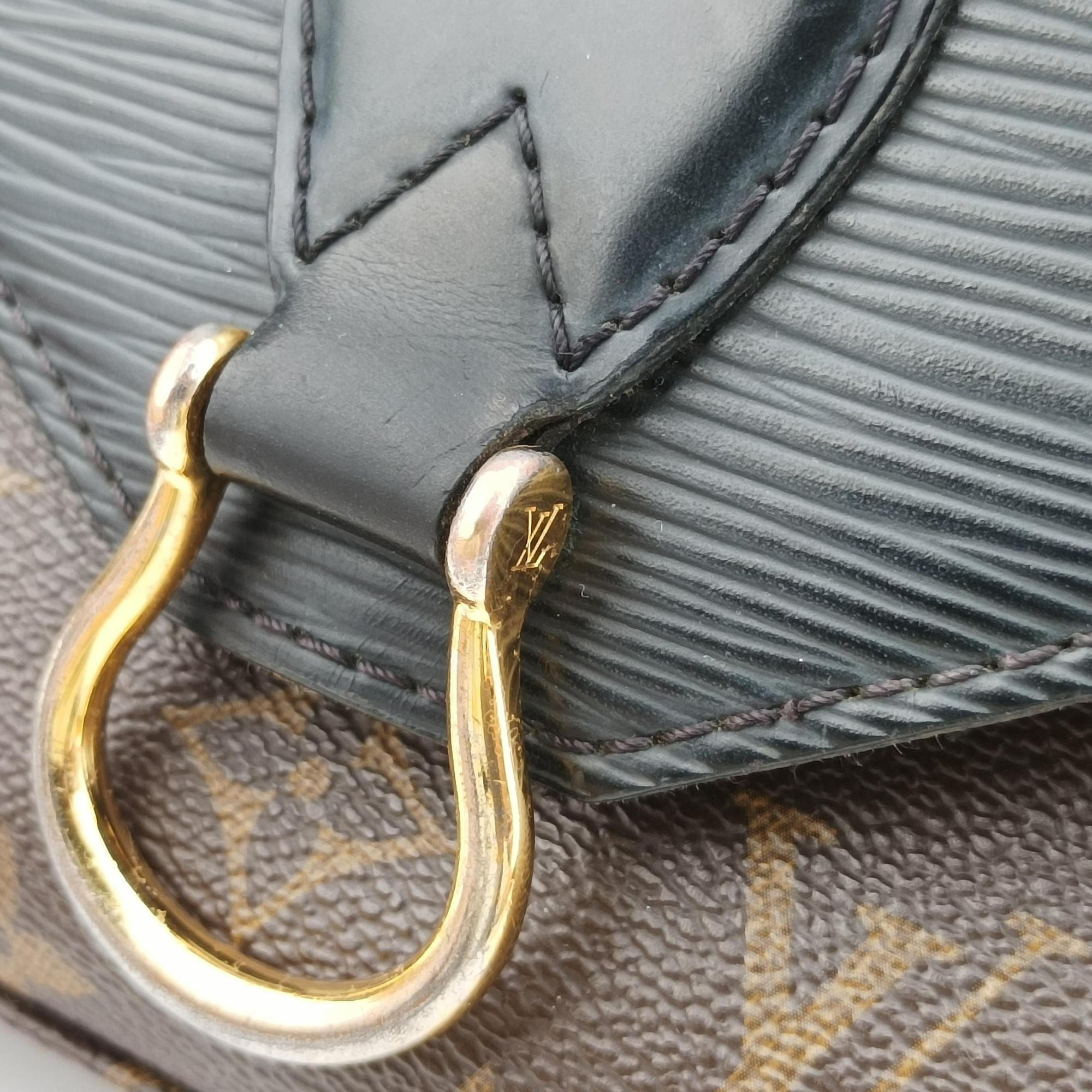Vintage Louis Vuitton Saint Michel Freesia Brown×Noir Monogram Canvas×epi M44030 shoulderbag | stylenewstar