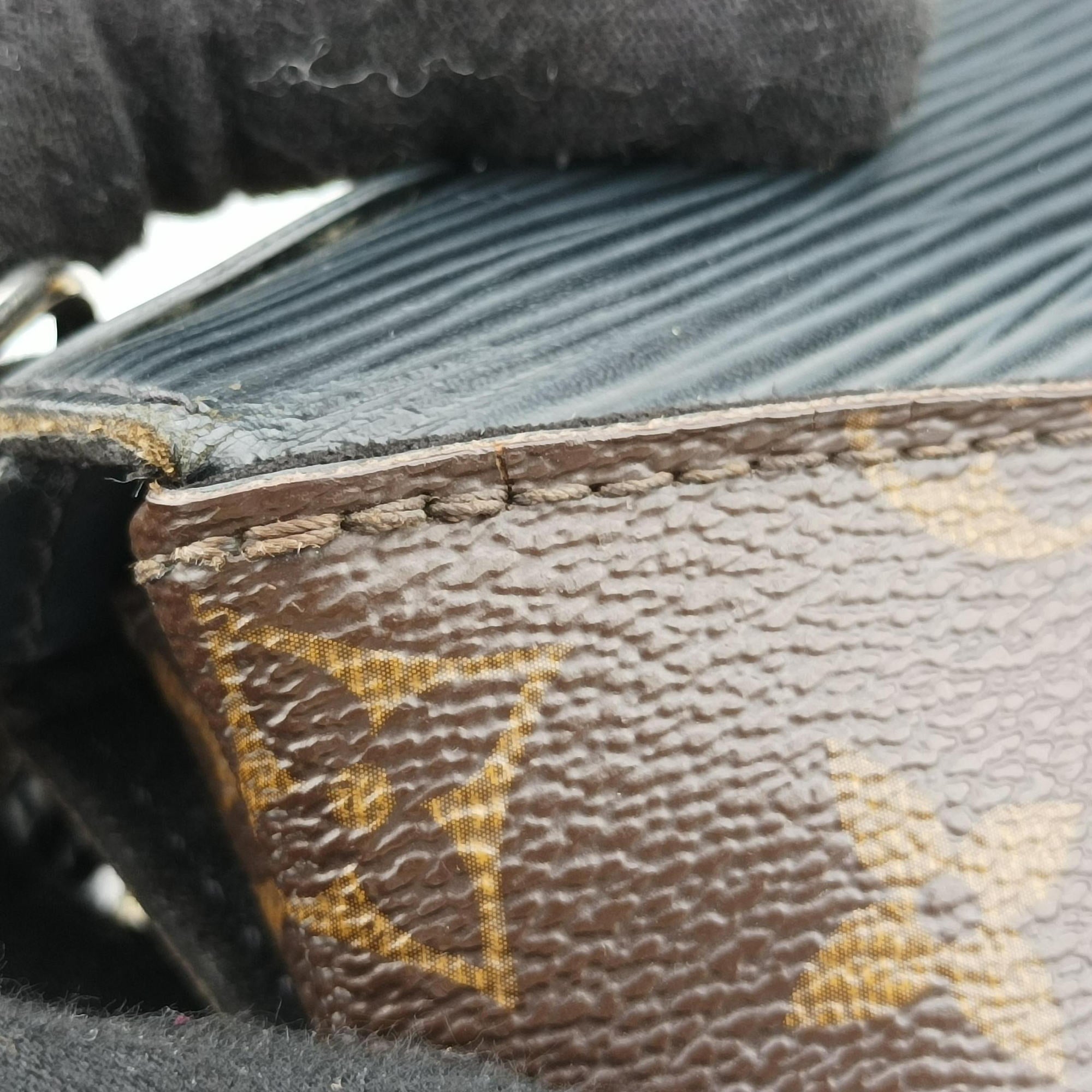 Vintage Louis Vuitton Saint Michel Freesia Brown×Noir Monogram Canvas×epi M44030 shoulderbag | stylenewstar