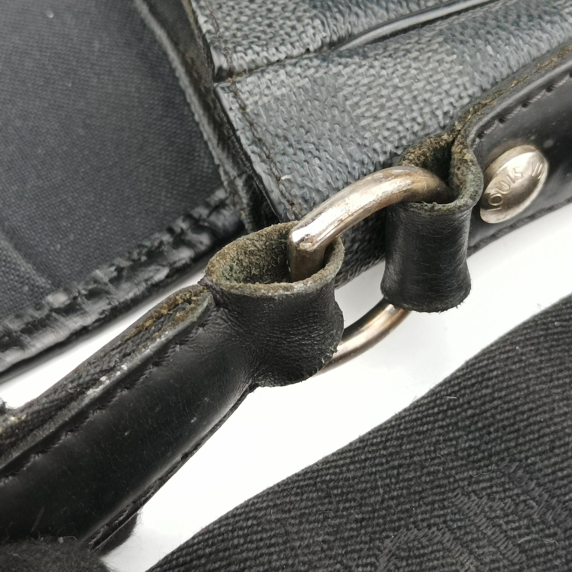 Pre-owned Louis Vuitton DANIEL MM Noir Damier GRAPHITE N58029 shoulderbag | stylenewstar