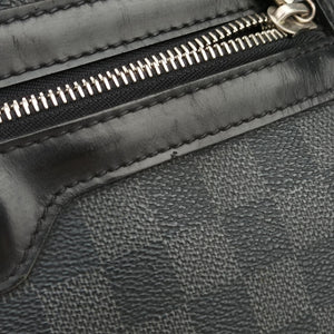 Pre-owned Louis Vuitton DANIEL MM Noir Damier GRAPHITE N58029 shoulderbag | stylenewstar