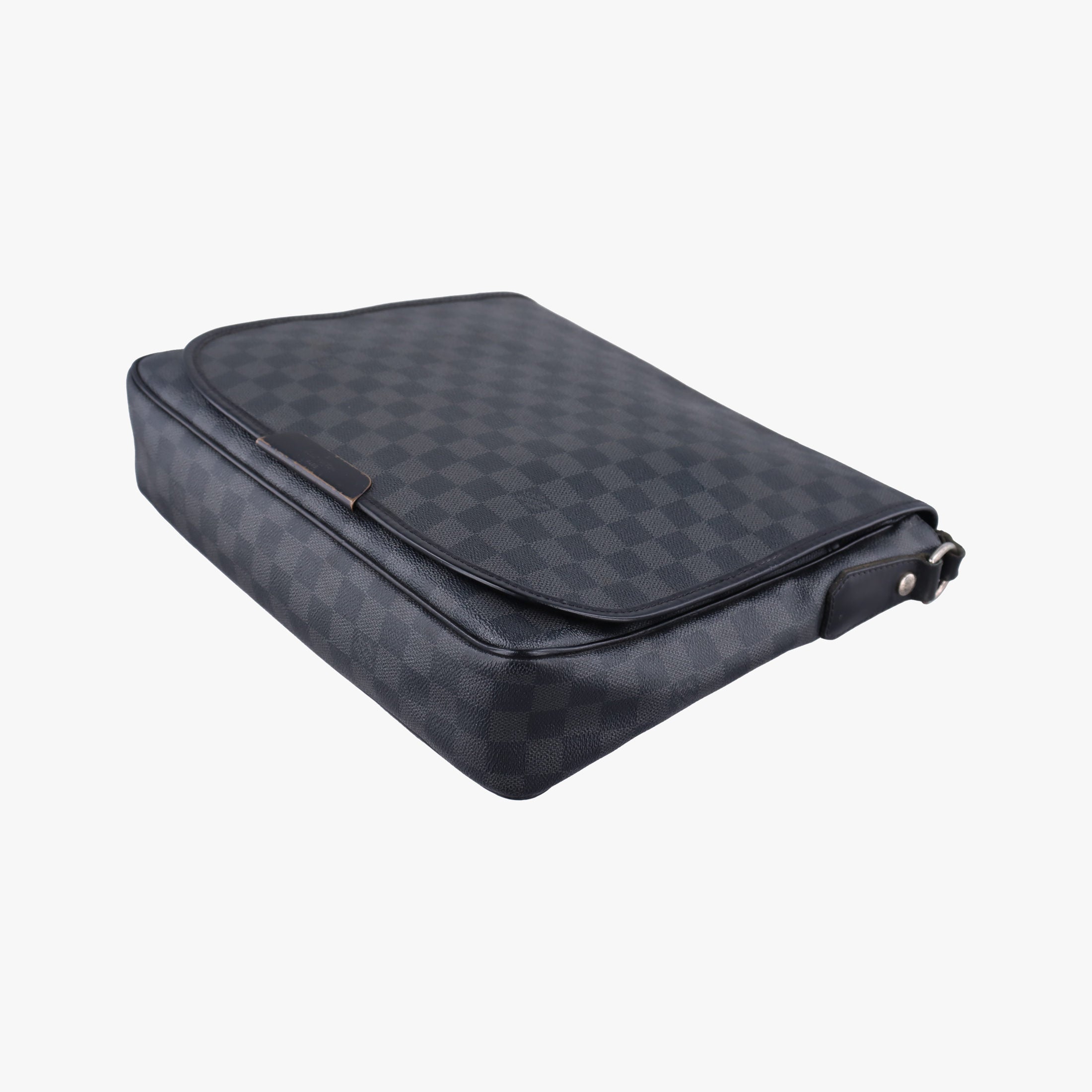 Pre-owned Louis Vuitton DANIEL MM Noir Damier GRAPHITE N58029 shoulderbag | stylenewstar