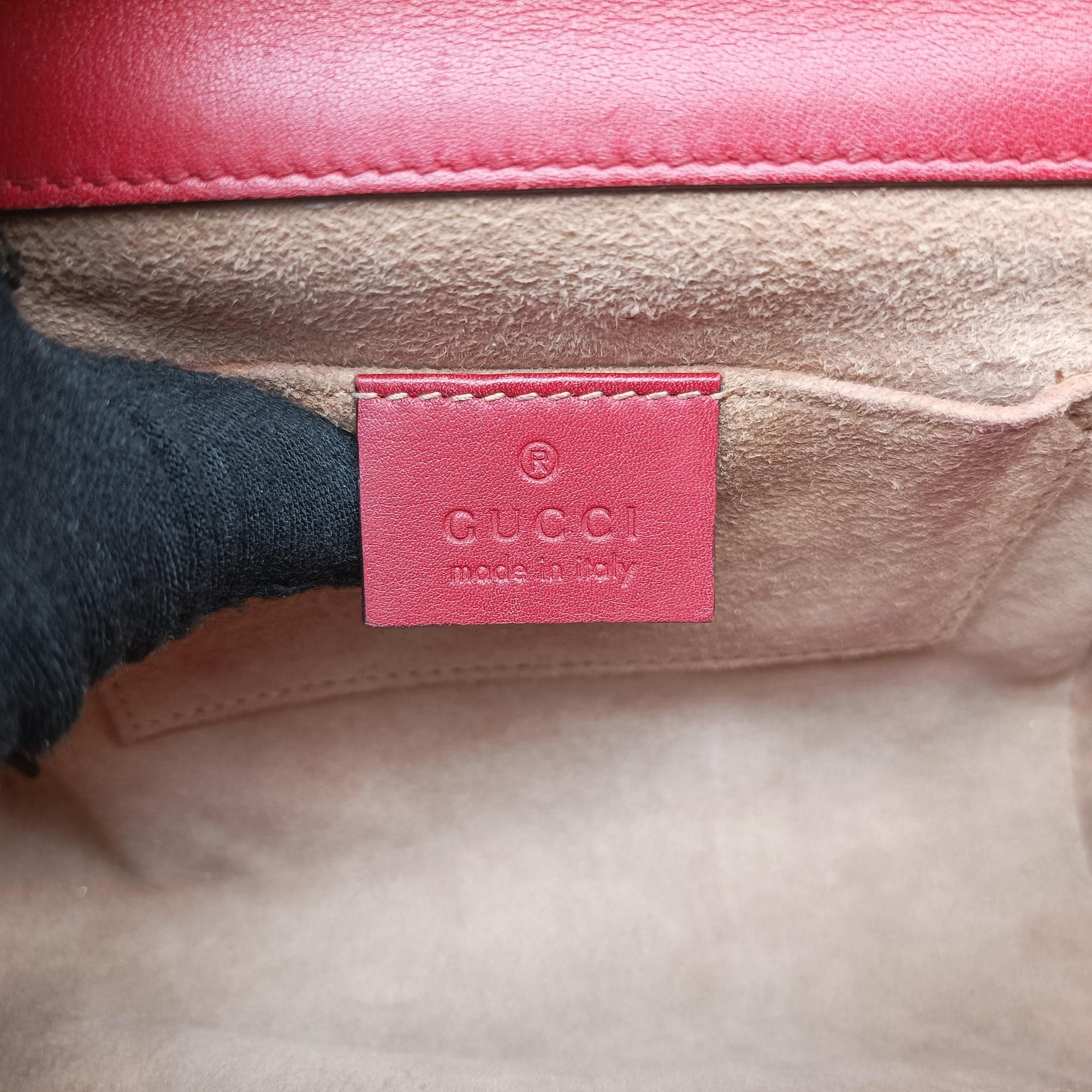 Pre-owned Gucci Padlock Red Leather 432182 shoulderbag | stylenewstar
