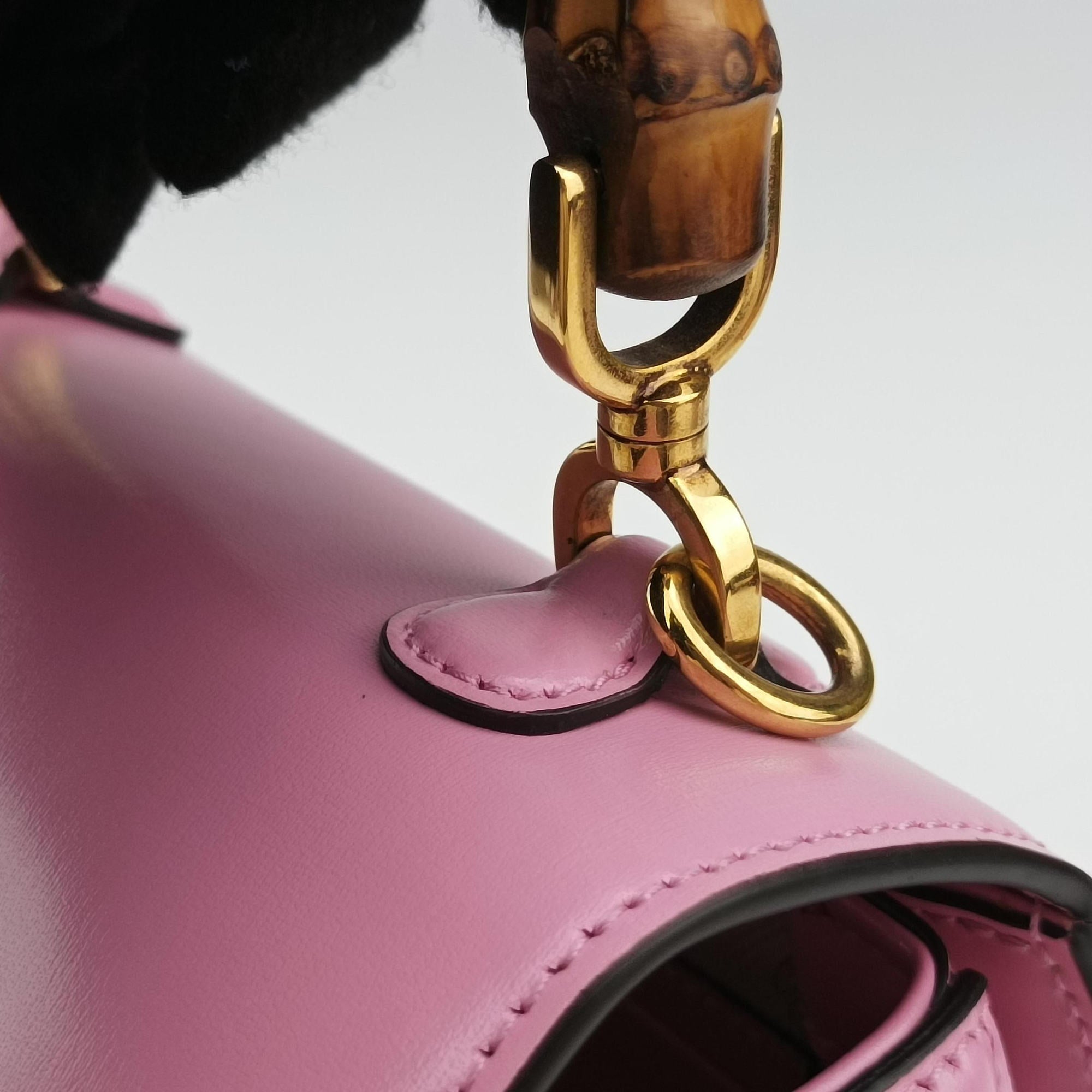 Pre-owned Gucci Bamboo Pink Leather 686864 shoulderbag | stylenewstar