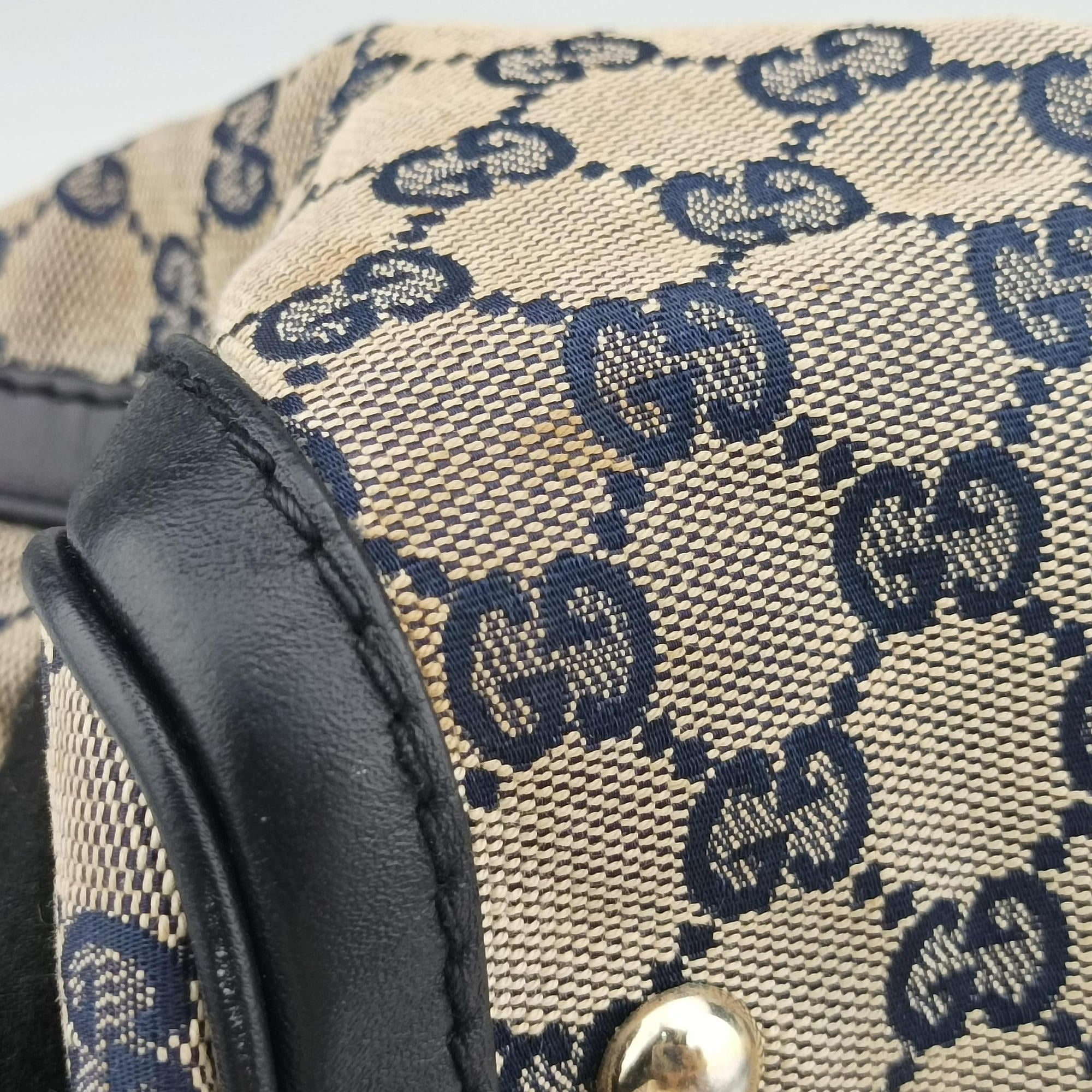 Pre-owned Gucci Sherry Line navy×red×beige Canvas×Leather 247205 handbag | stylenewstar