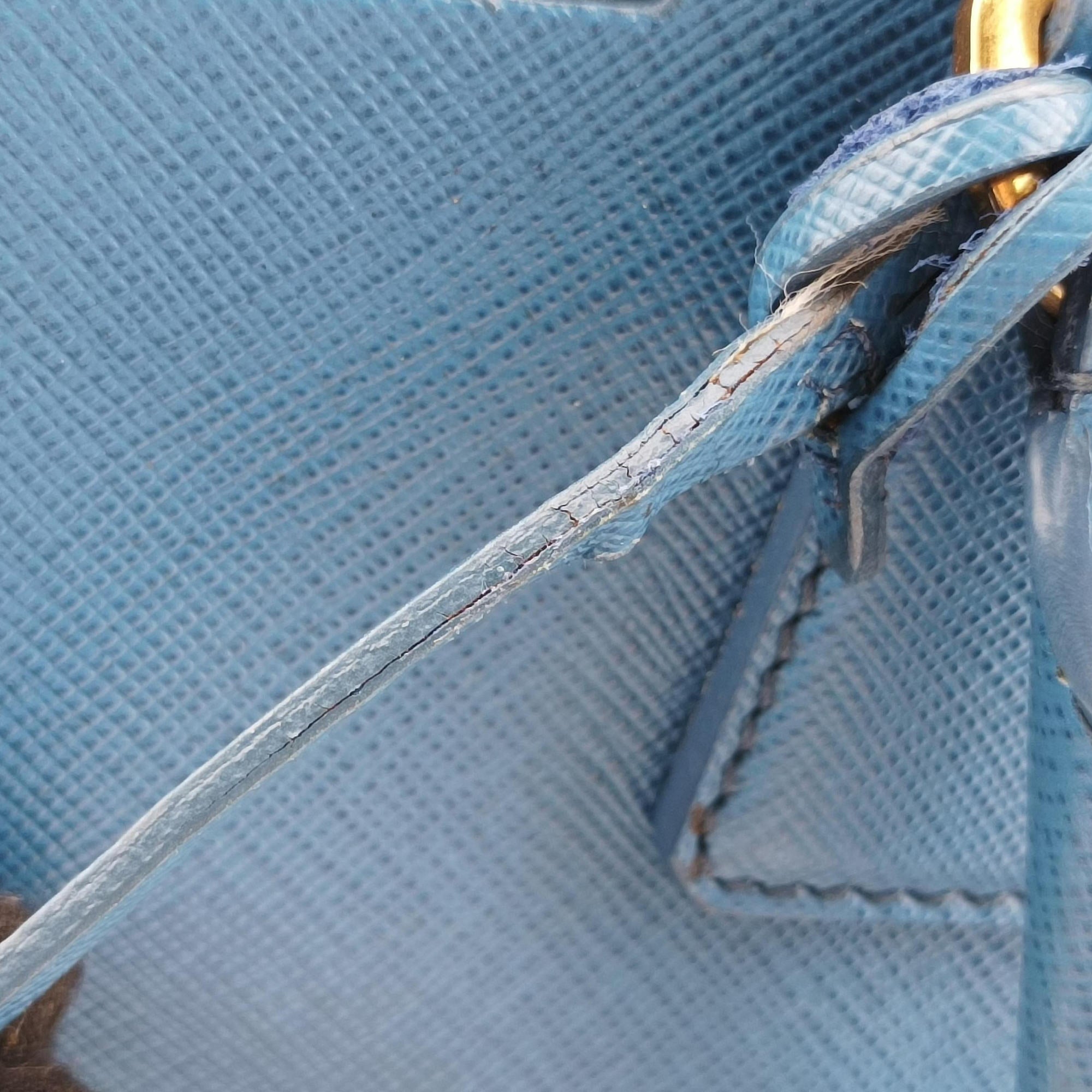 Pre-owned Prada Galleria Blue SAFFIANO Leather BN1801 shoulderbag | stylenewstar