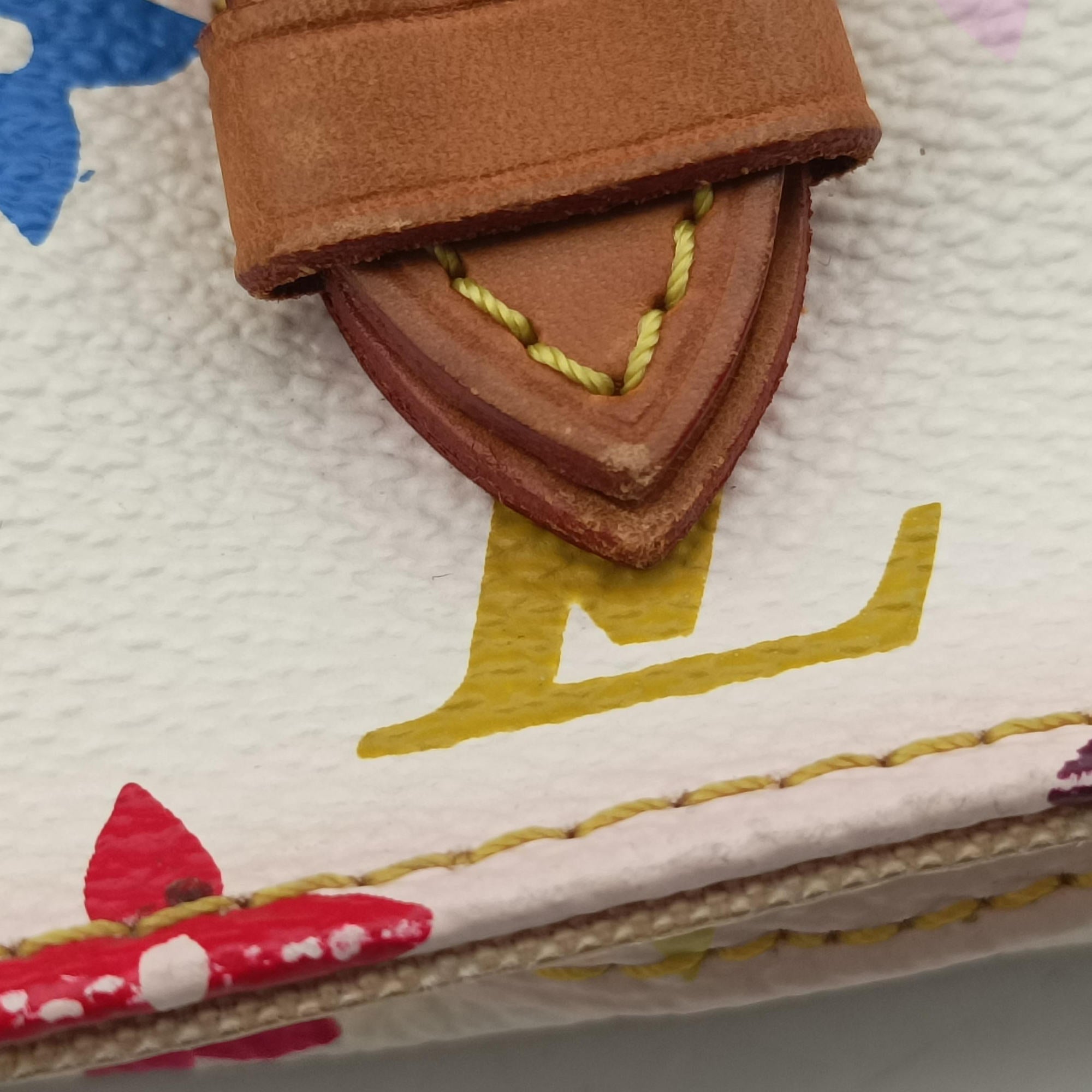 Pre-owned Louis Vuitton Petit NOé white Monogram Multicolor M42229 shoulderbag | stylenewstar