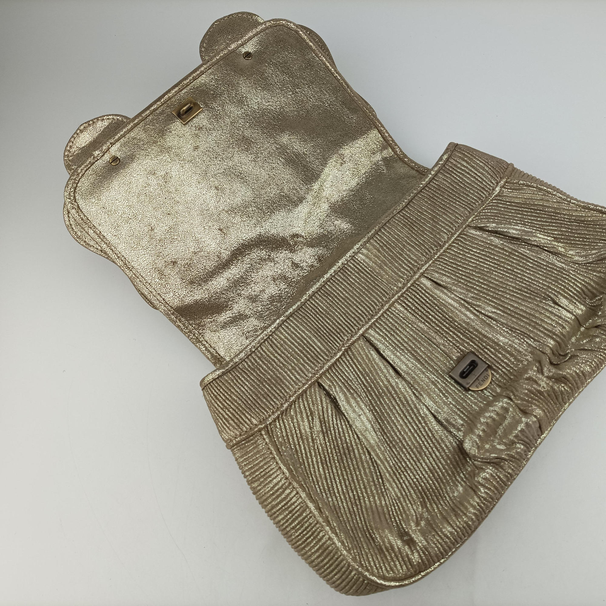 Secondhand Fendi B Bag Golden Leather 8BN165 handbag | stylenewstar