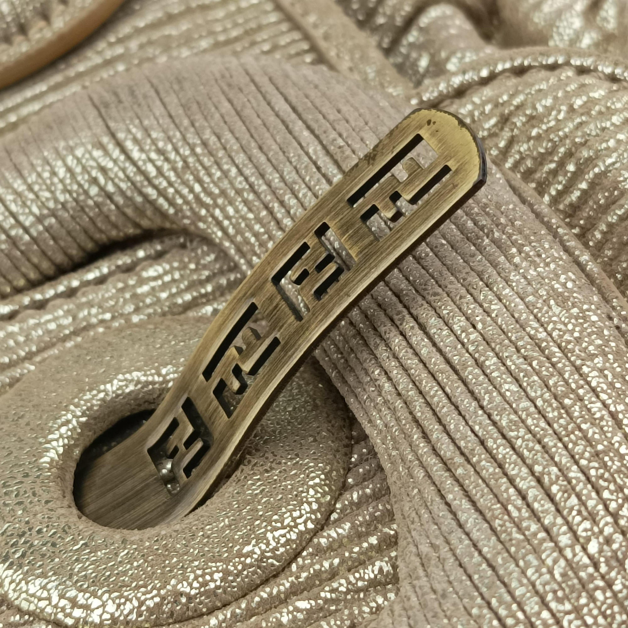 Secondhand Fendi B Bag Golden Leather 8BN165 handbag | stylenewstar