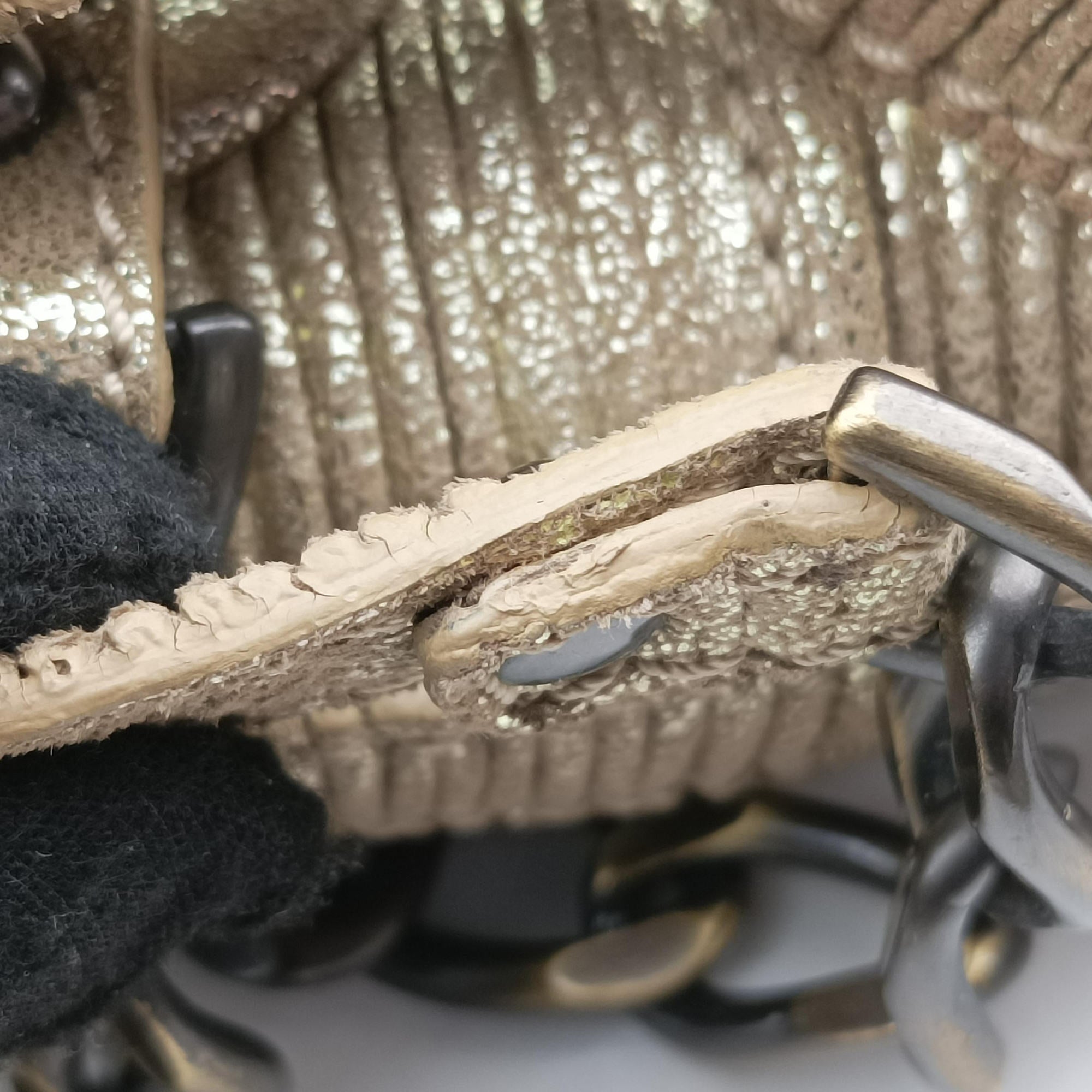 Secondhand Fendi B Bag Golden Leather 8BN165 handbag | stylenewstar