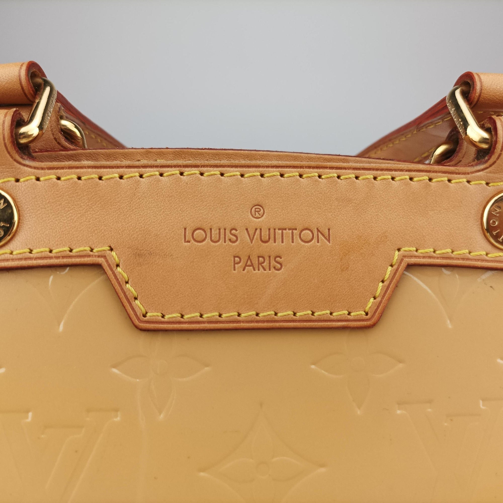 Pre-owned Louis Vuitton Brea MM Dunne Vernis M90180 shoulderbag | stylenewstar