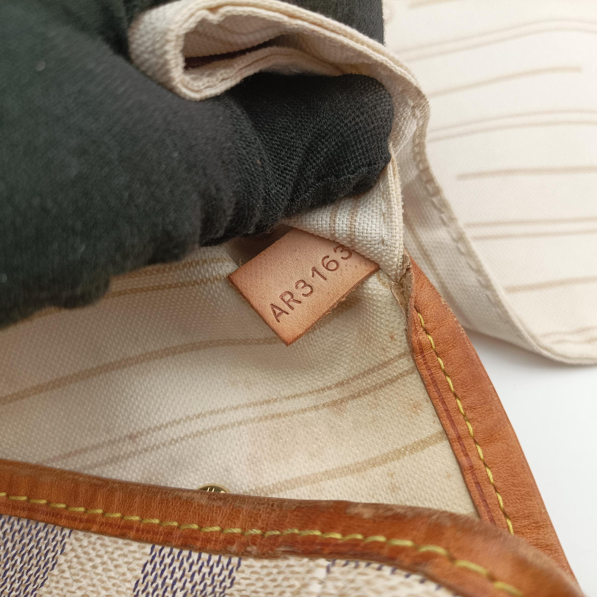 Pre-owned Louis Vuitton Neverfull MM Azur Damier Canvas N51107 shoulderbag | stylenewstar