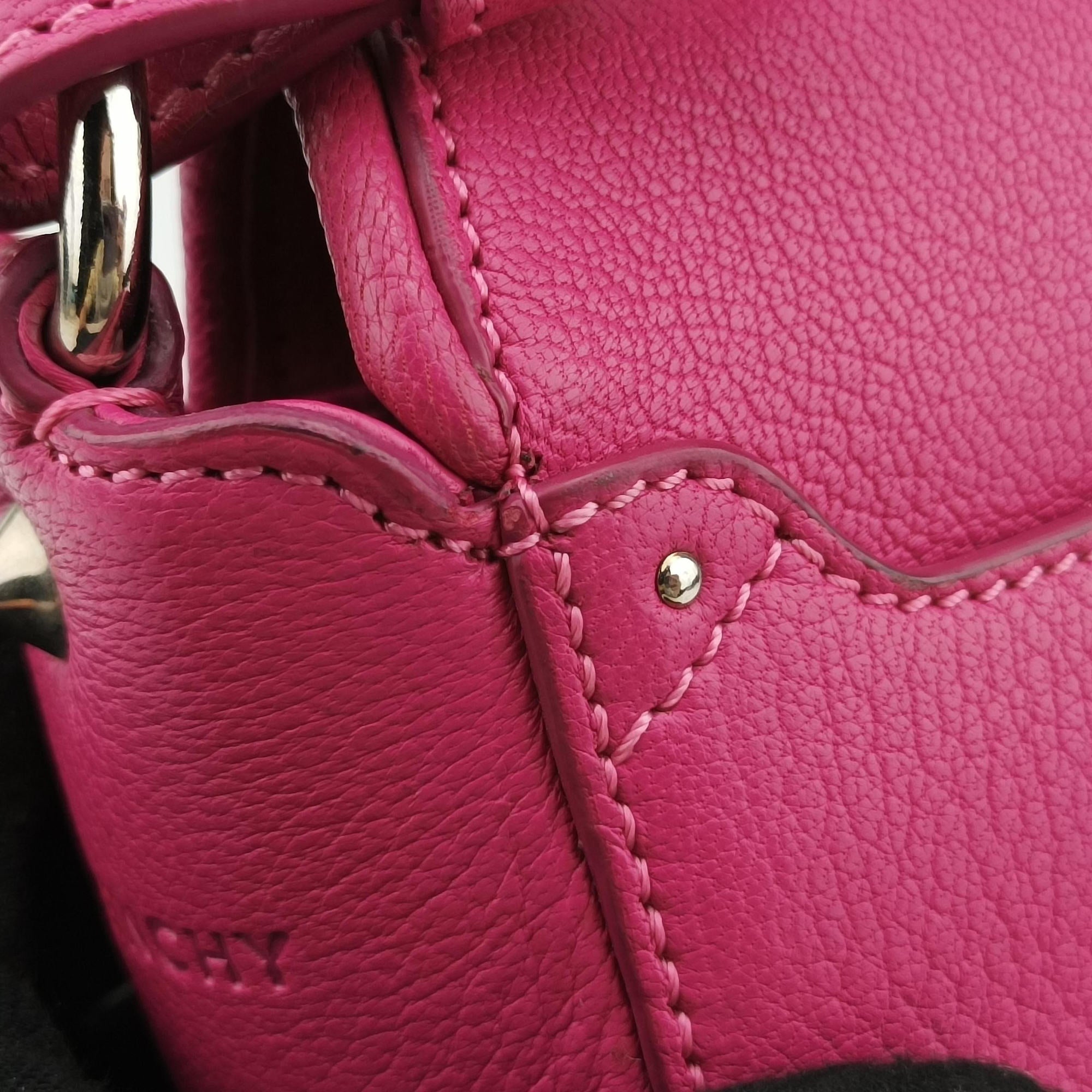 Pre-owned Givenchy Obsedia Pink Leather  shoulderbag | stylenewstar